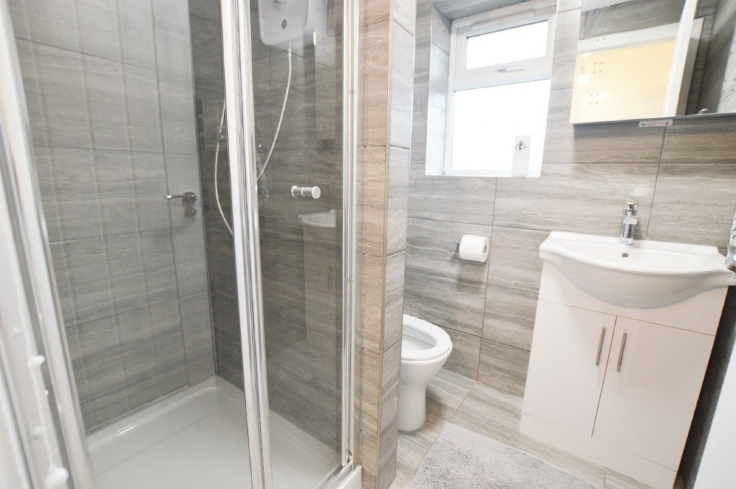 4 bedroom House for Letting Welden, Wexham