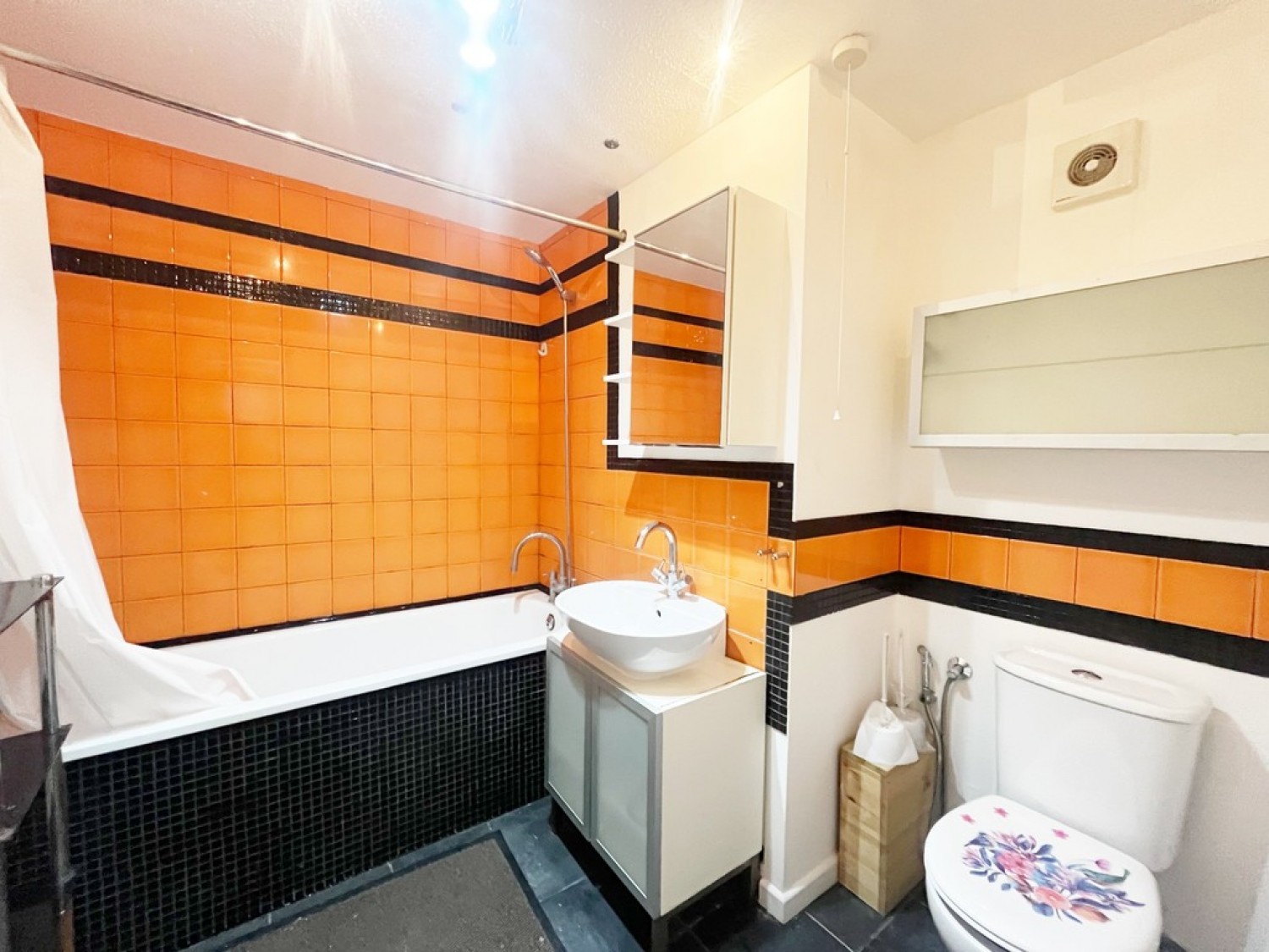 1 bedroom Flat for Letting Rochford Gardens