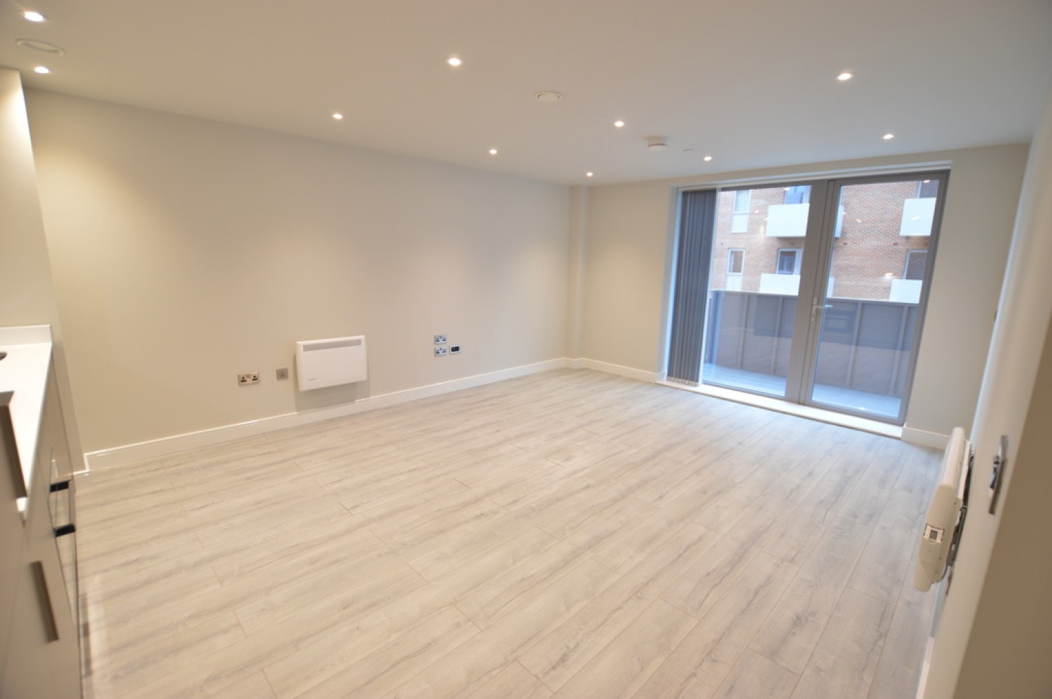 1 bedroom Flat for Letting Petersfield Avenue, Slough, Berkshire
