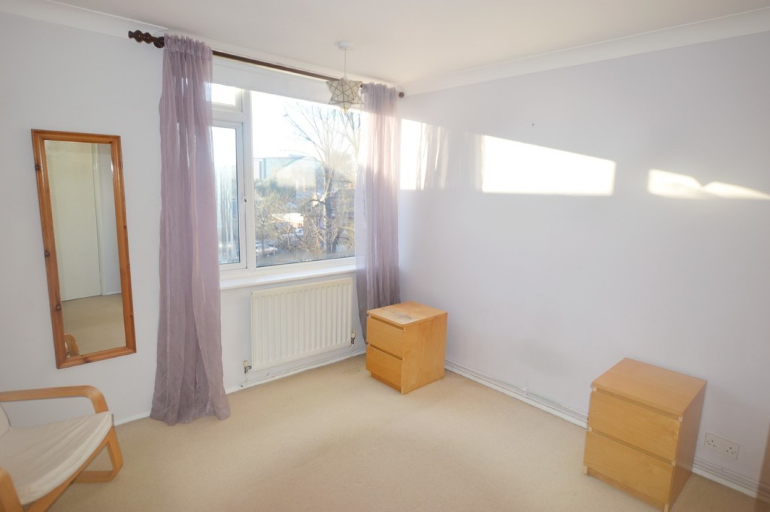 1 bedroom Flat for Letting Dunwood Court, Maidenhead