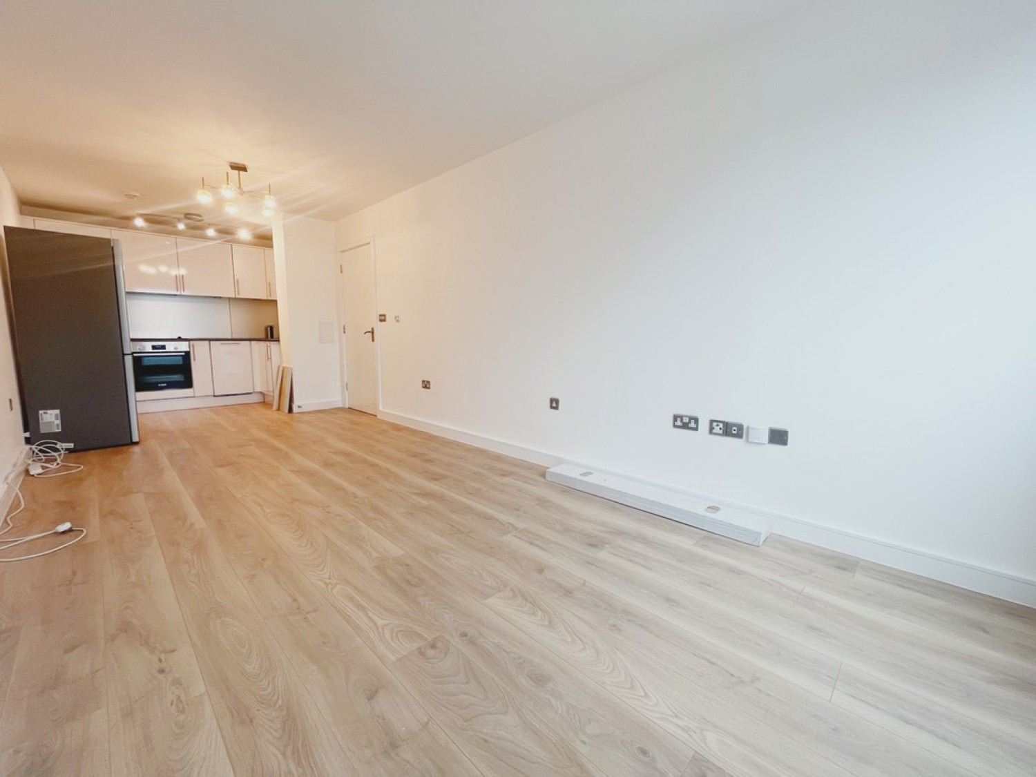 1 bedroom Flat for Letting High Street, Slough, Berkshire