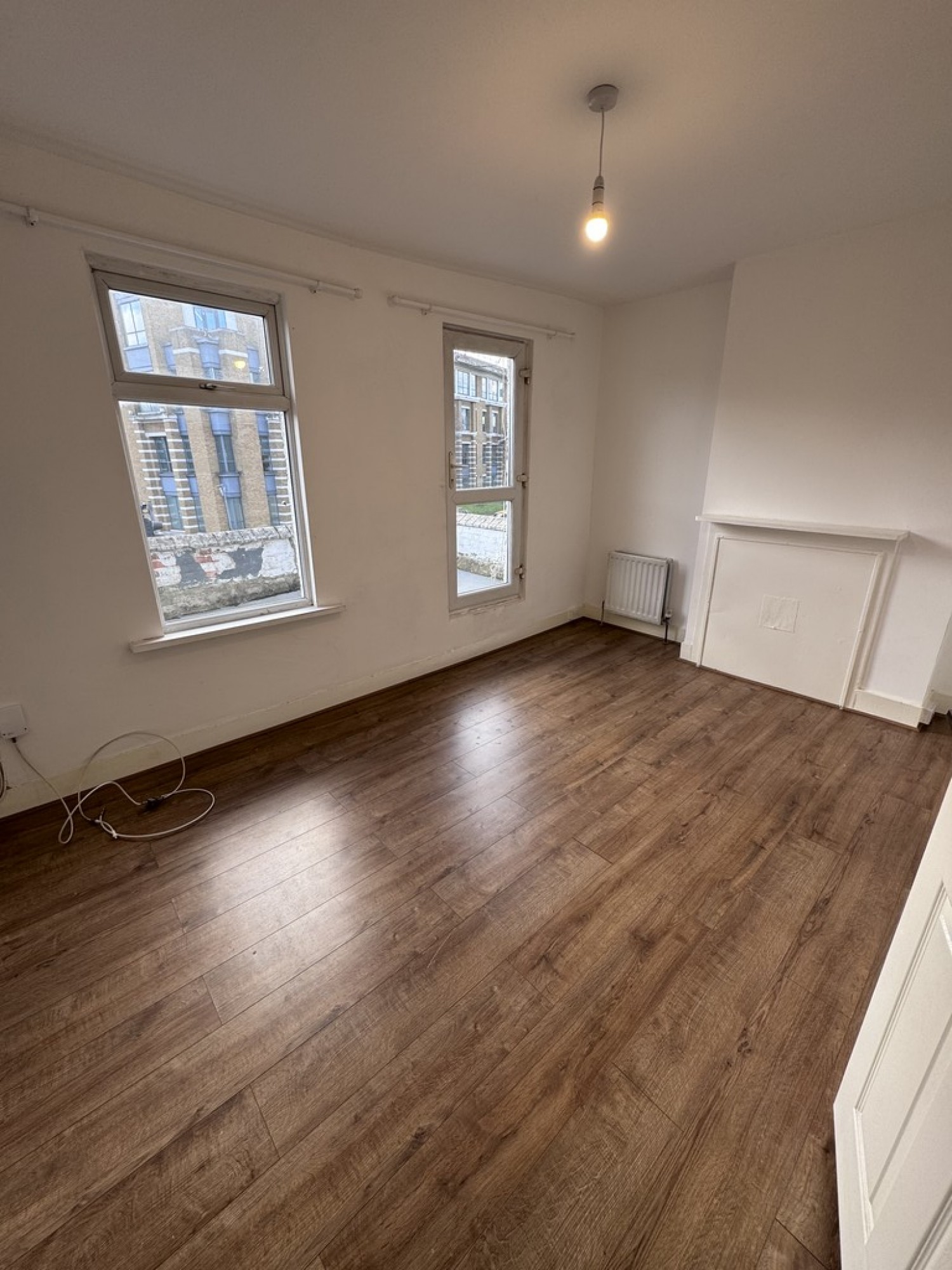 1 bedroom Flat in Bath Road, Slough, Berkshire