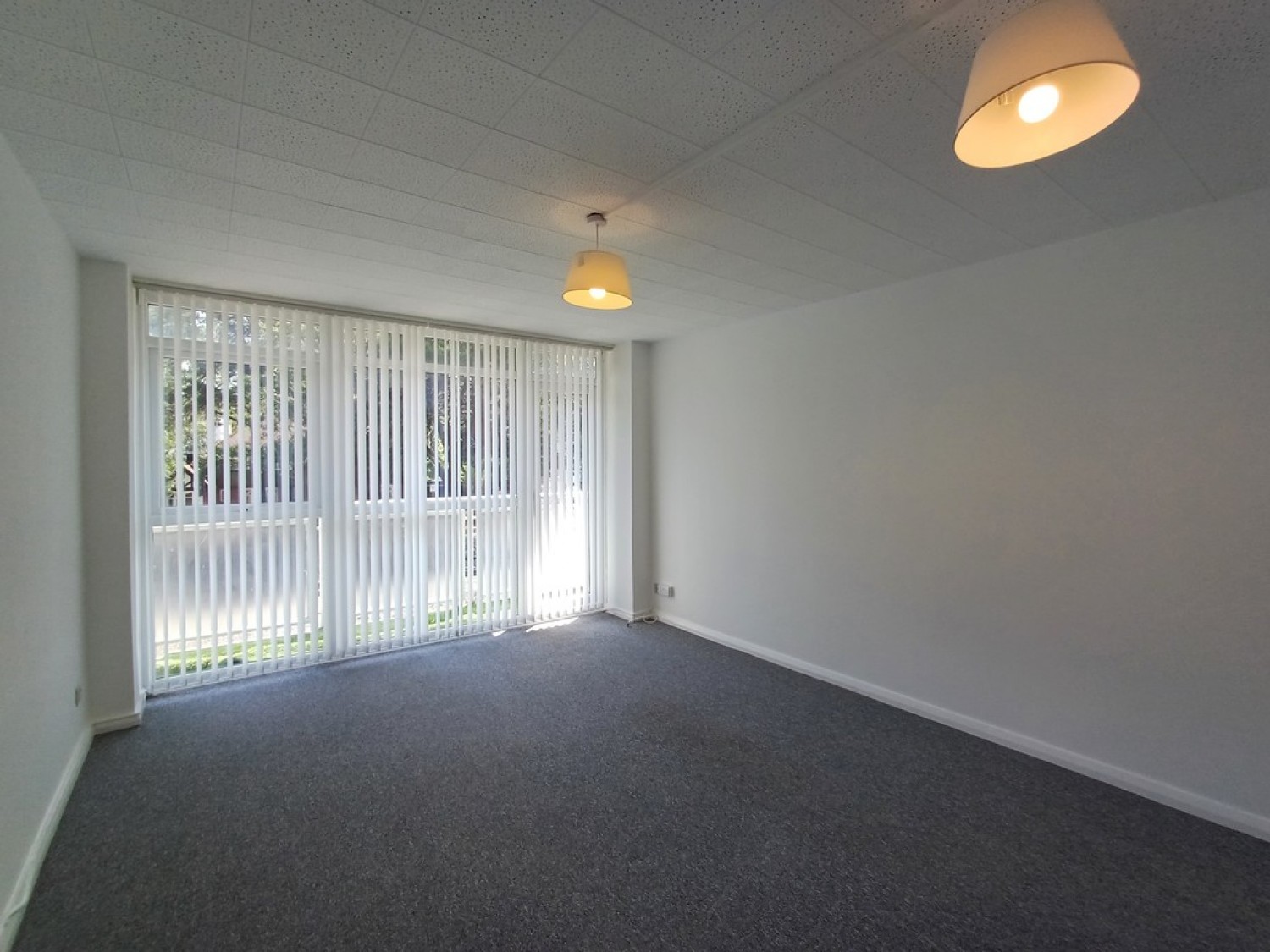 2 bedroom Flat for Letting Bath Road, Bournemouth