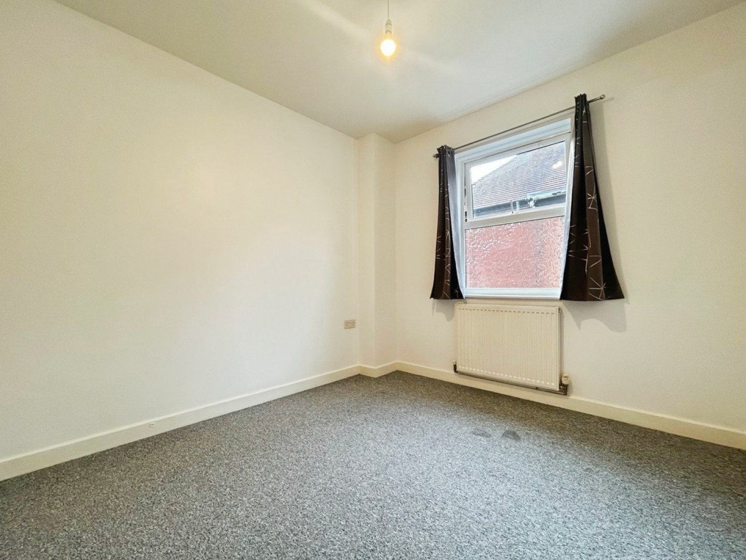2 bedroom Flat for Letting Richmond Park Road, Bournemouth