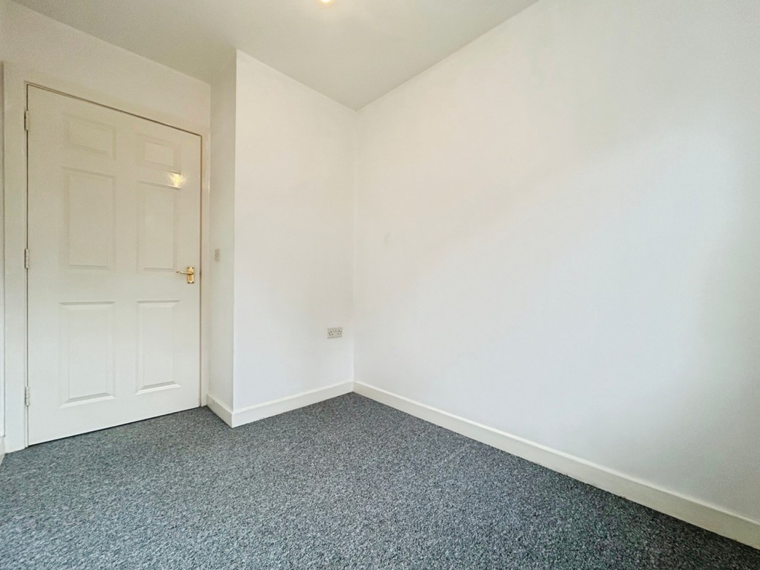 2 bedroom Flat for Letting Richmond Park Road, Bournemouth