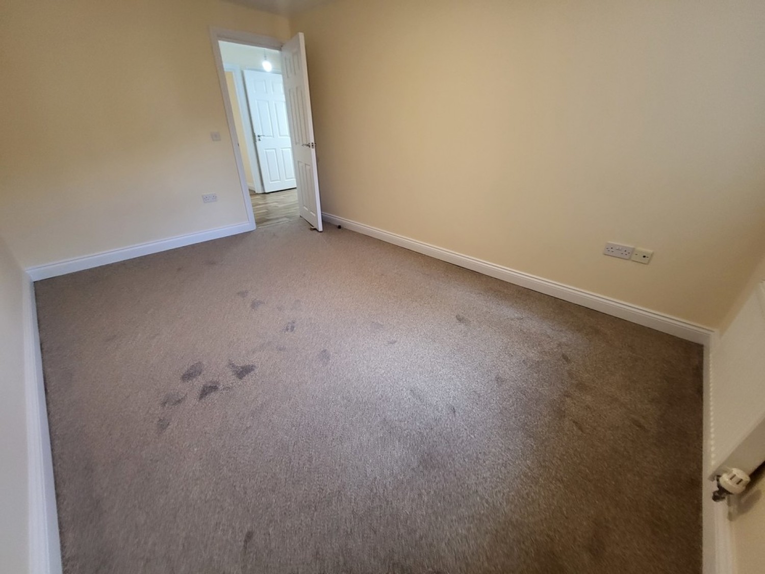 2 bedroom Flat for Letting Blandford Road, Poole