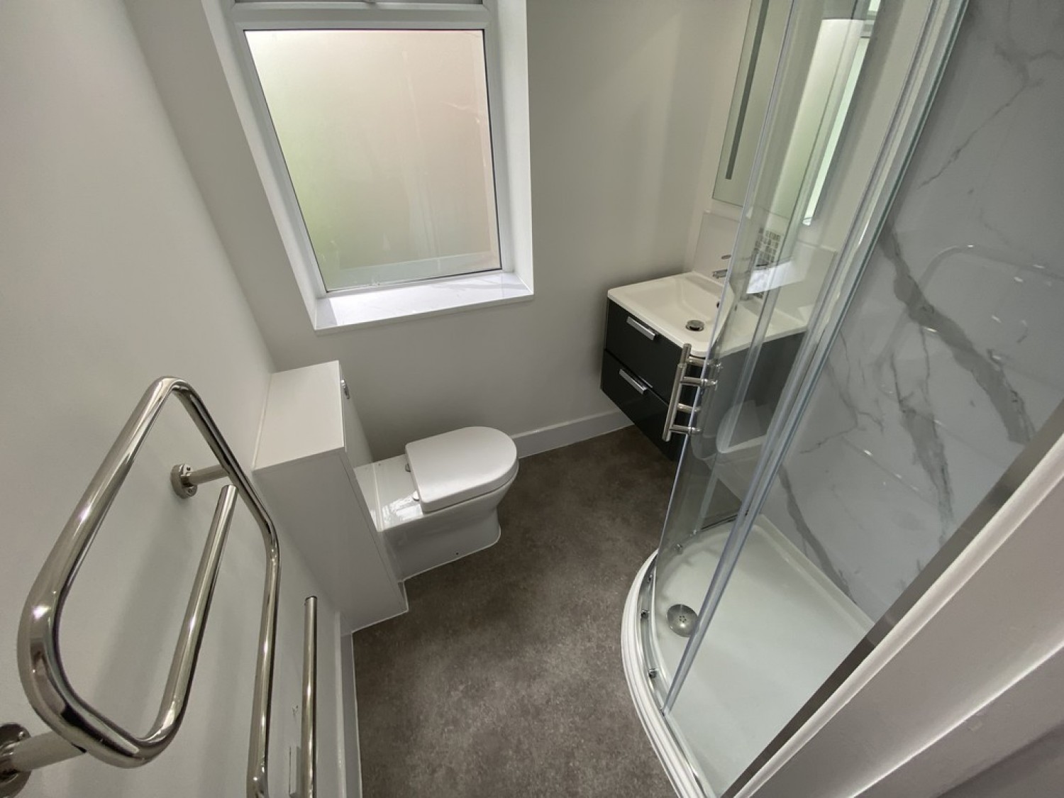 1 bedroom Flat for Letting St Peters Road, Bournemouth