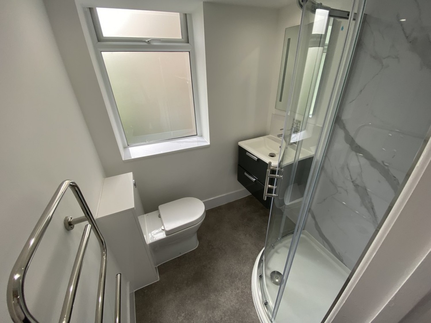 1 bedroom Flat for Letting St Peters Road, Bournemouth