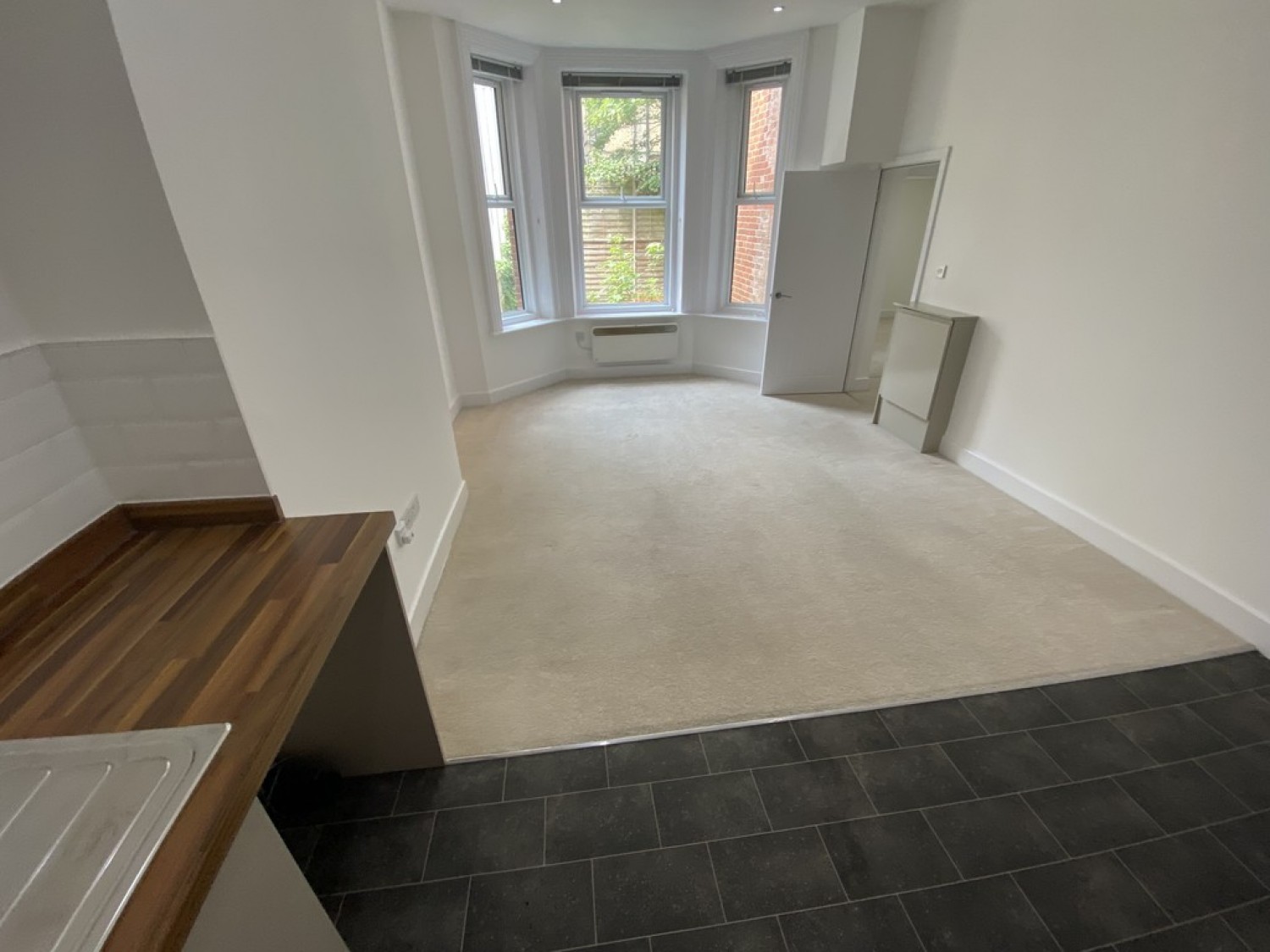 1 bedroom Flat for Letting St Peters Road, Bournemouth