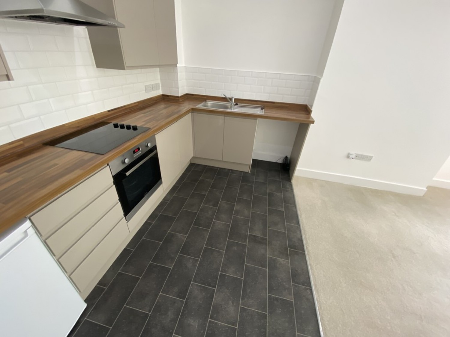 1 bedroom Flat for Letting St Peters Road, Bournemouth