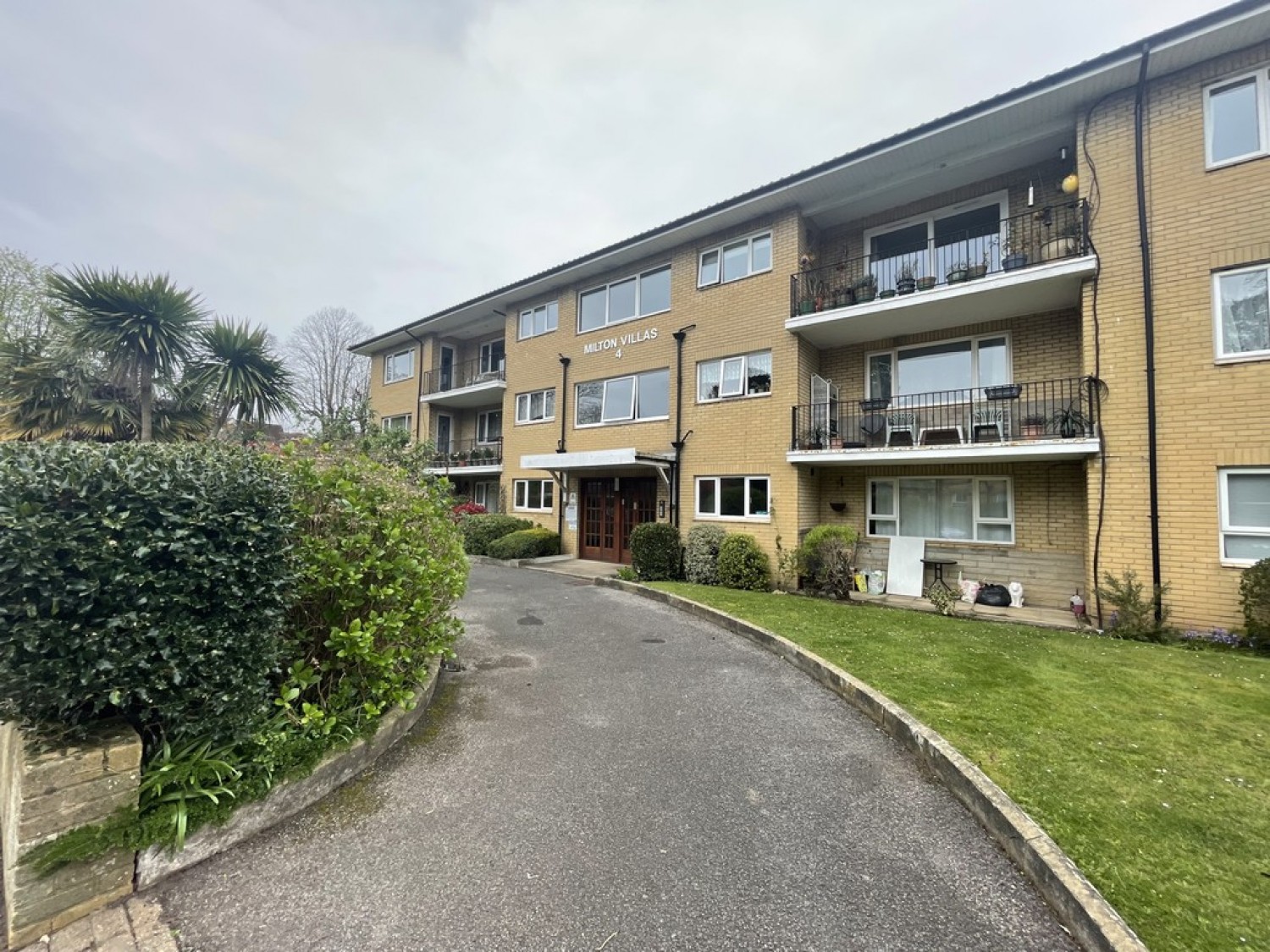 2 bedroom Flat for Letting Milton Road, Bournemouth