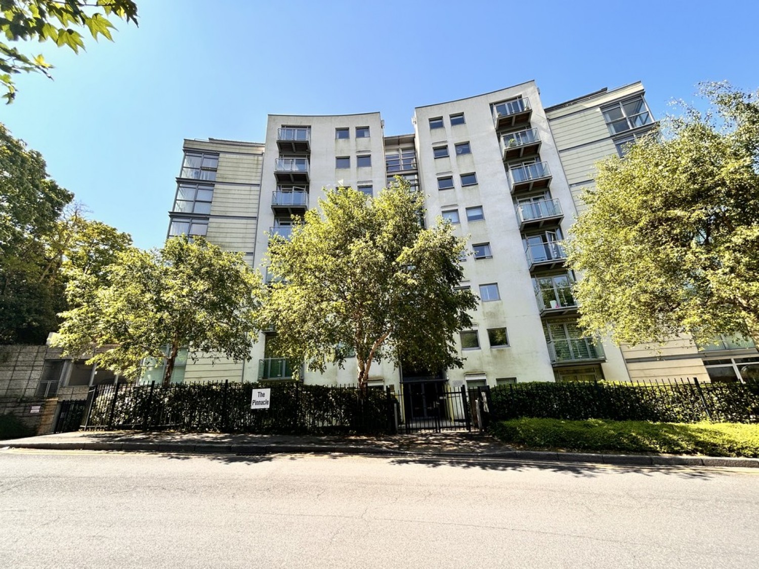 2 bedroom Flat for Letting St Peters Road, Bournemouth
