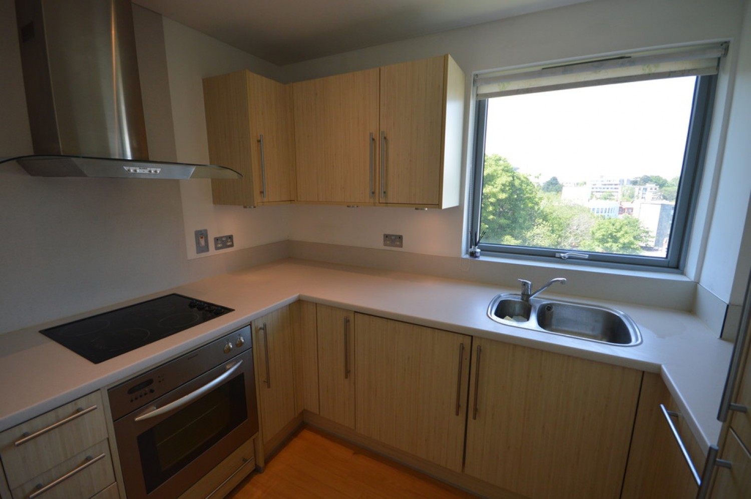2 bedroom Flat for Letting St Peters Road, Bournemouth