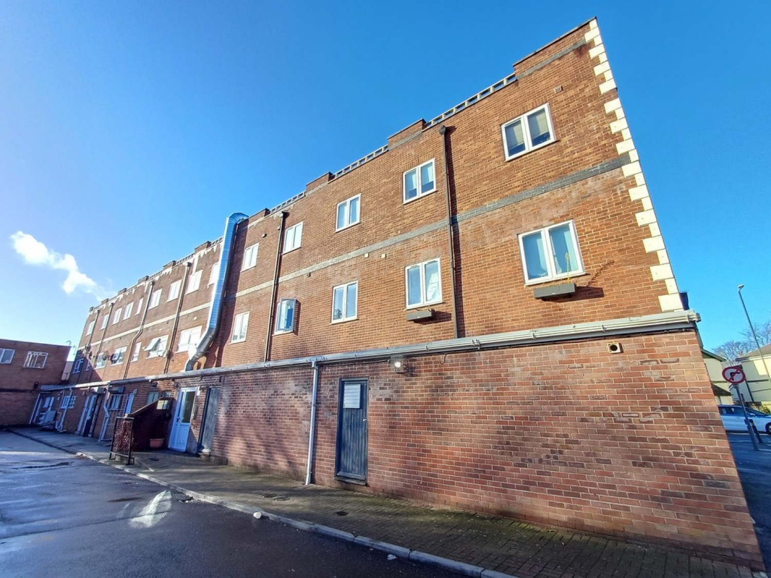 1 bedroom Flat for Letting Holdenhurst Road, Bournemouth