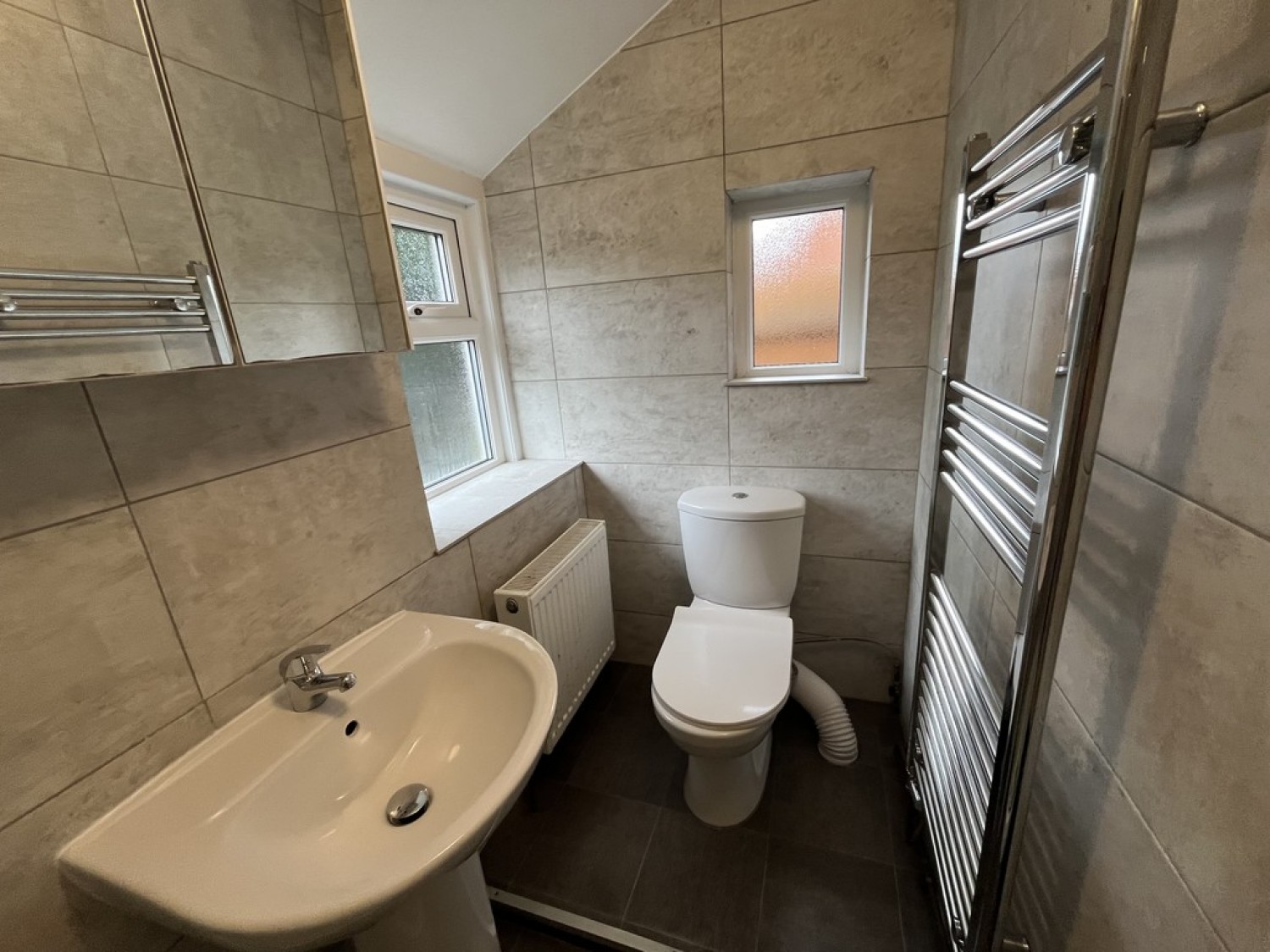 1 bedroom Flat for Letting Redhill Drive, Bournemouth