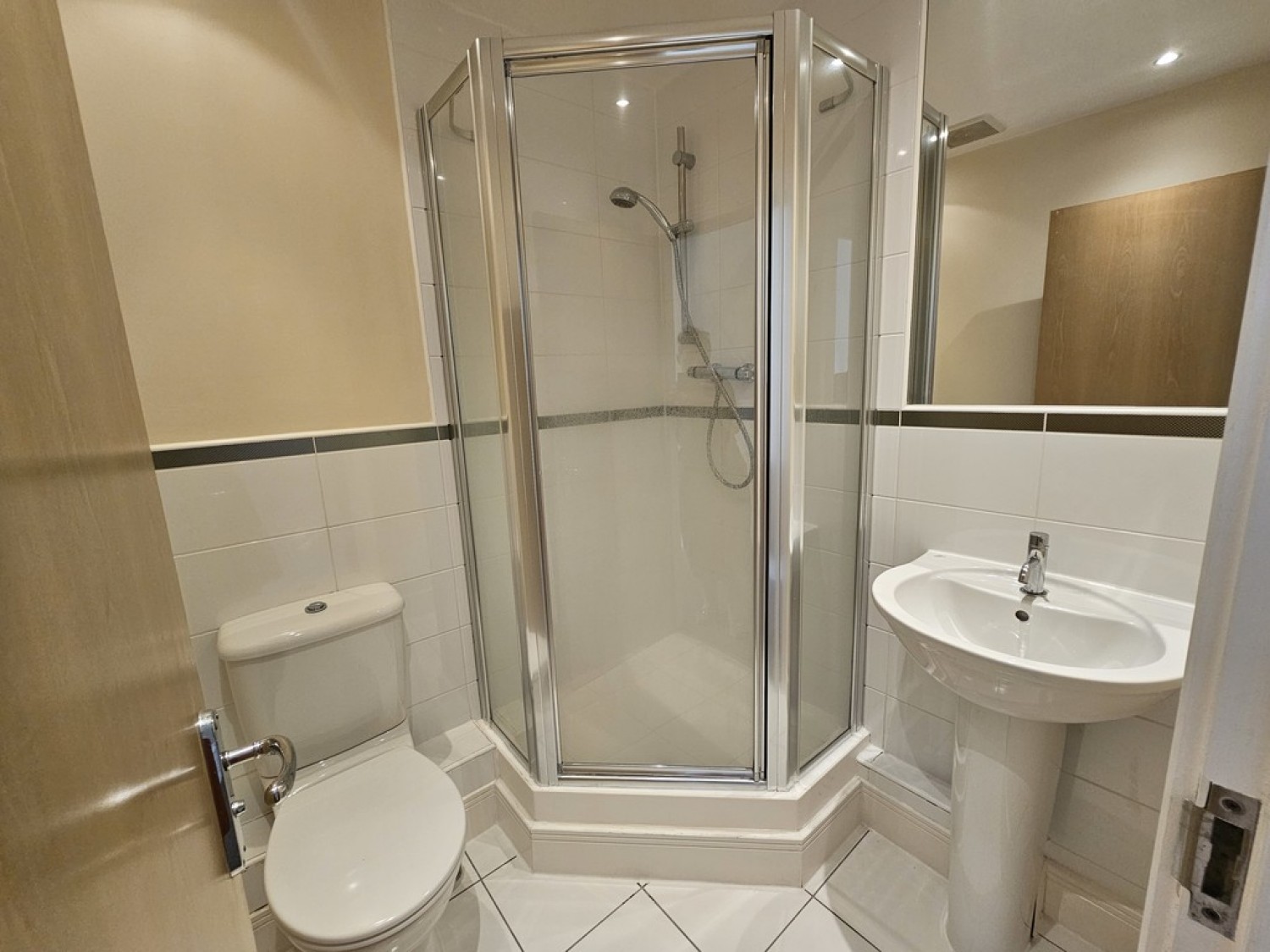 2 bedroom Flat for Letting Wimborne Road, Bournemouth