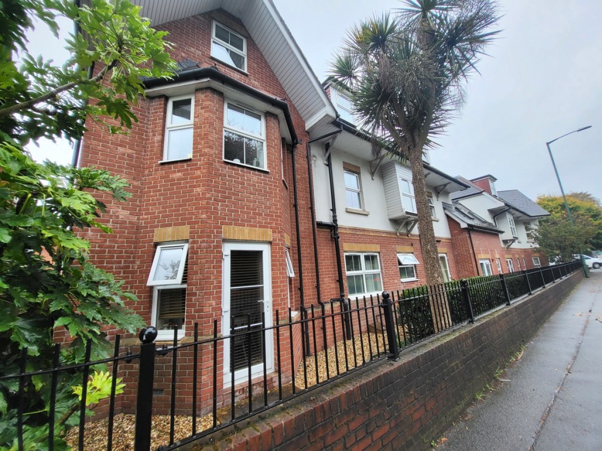 Rushton Crescent, Bournemouth