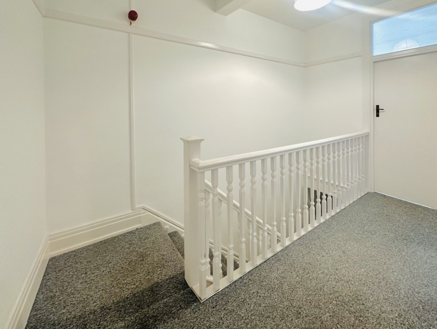 2 bedroom Flat for Letting Seabourne Road, Bournemouth