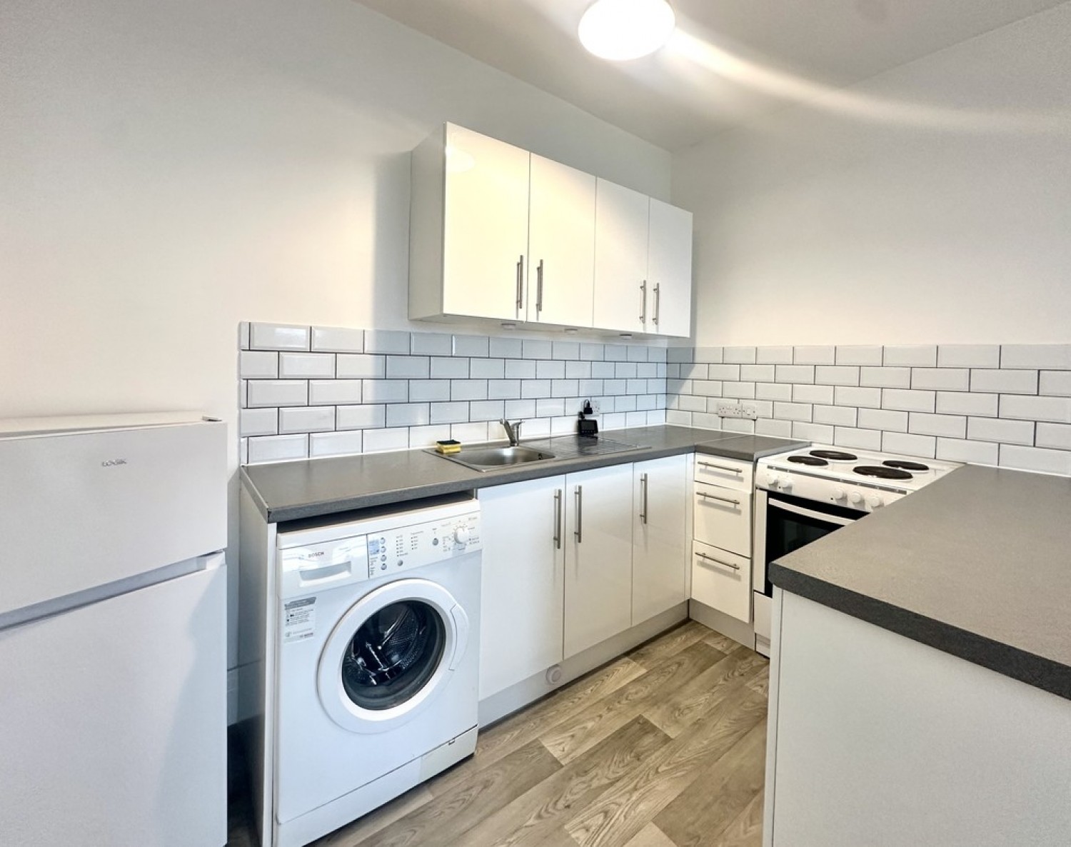 2 bedroom Flat for Letting Seabourne Road, Bournemouth