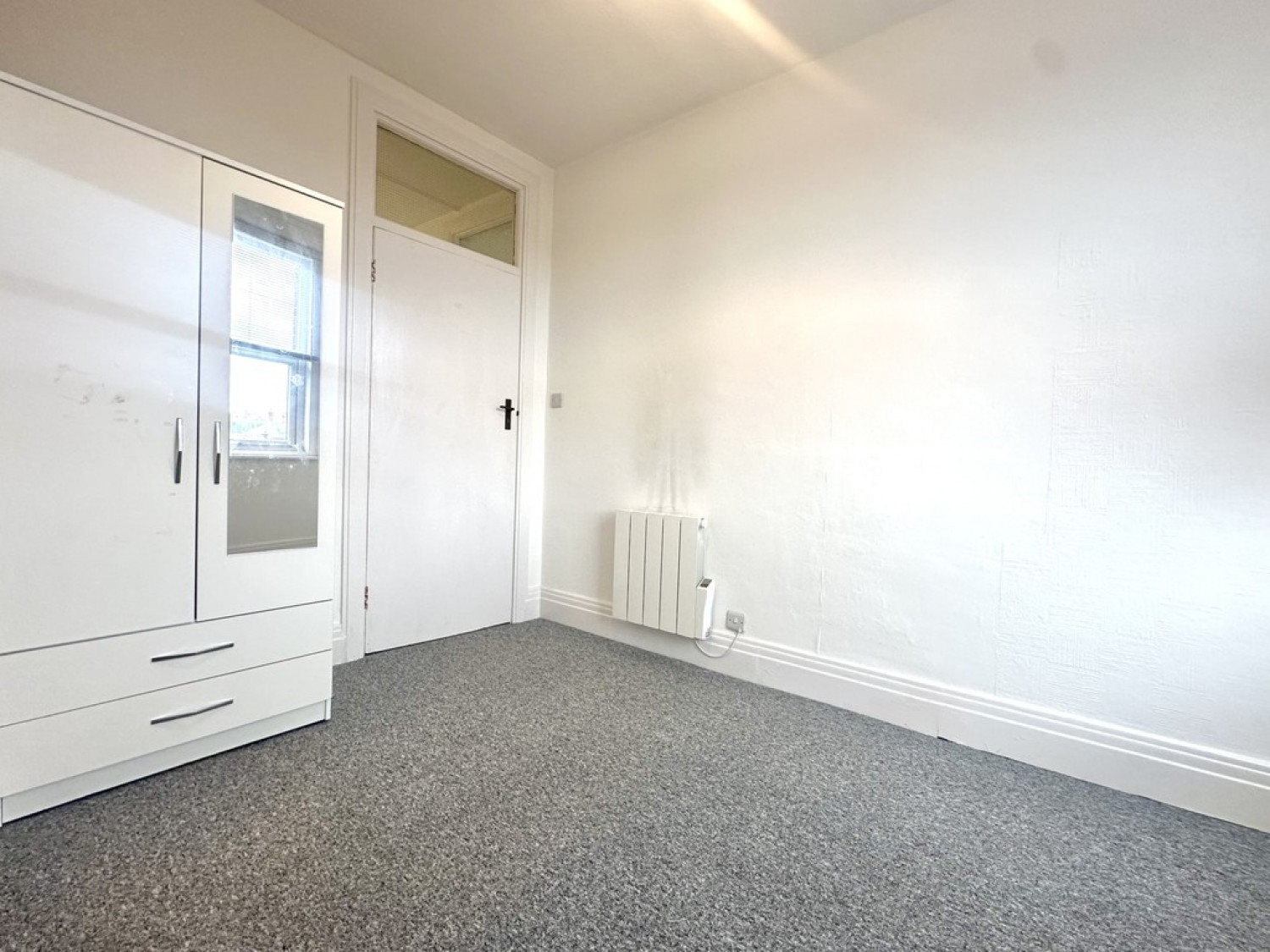 2 bedroom Flat for Letting Seabourne Road, Bournemouth