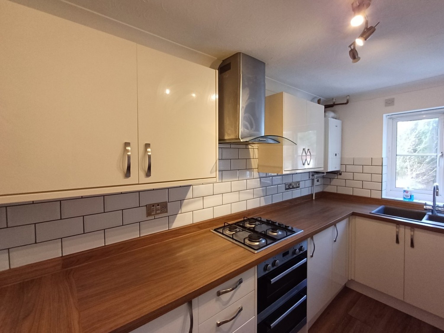 2 bedroom House for Letting Trinity Road, Bournemouth