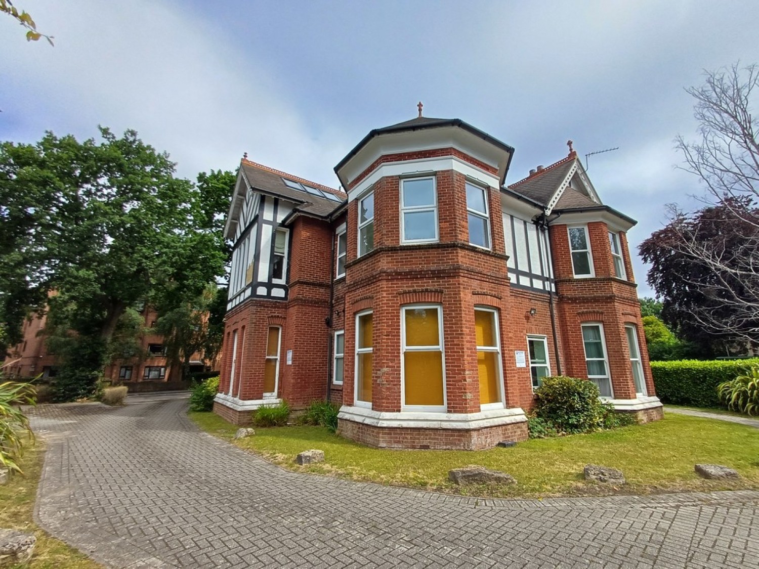1 bedroom Flat for Letting Lansdowne Road, Bournemouth