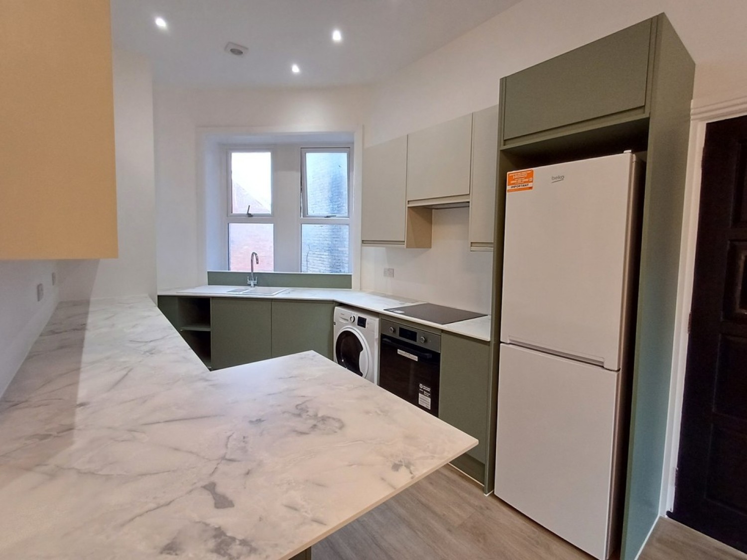 2 bedroom Flat for Letting Beresford Road, Bournemouth