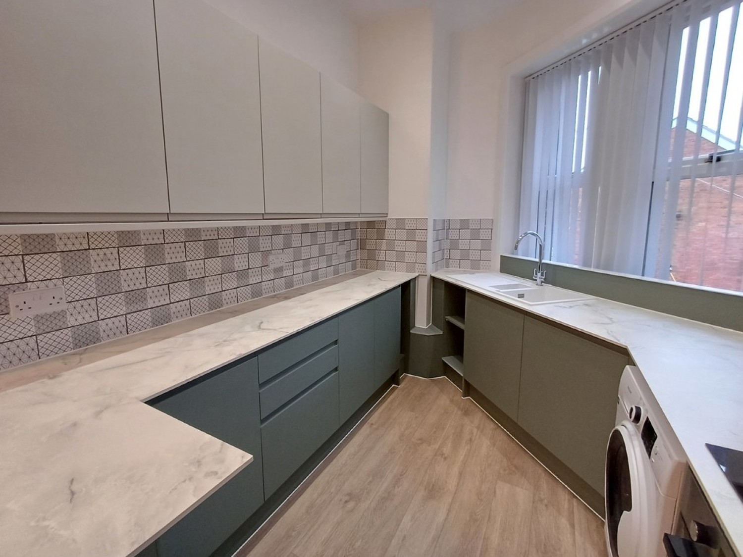 2 bedroom Flat for Letting Beresford Road, Bournemouth