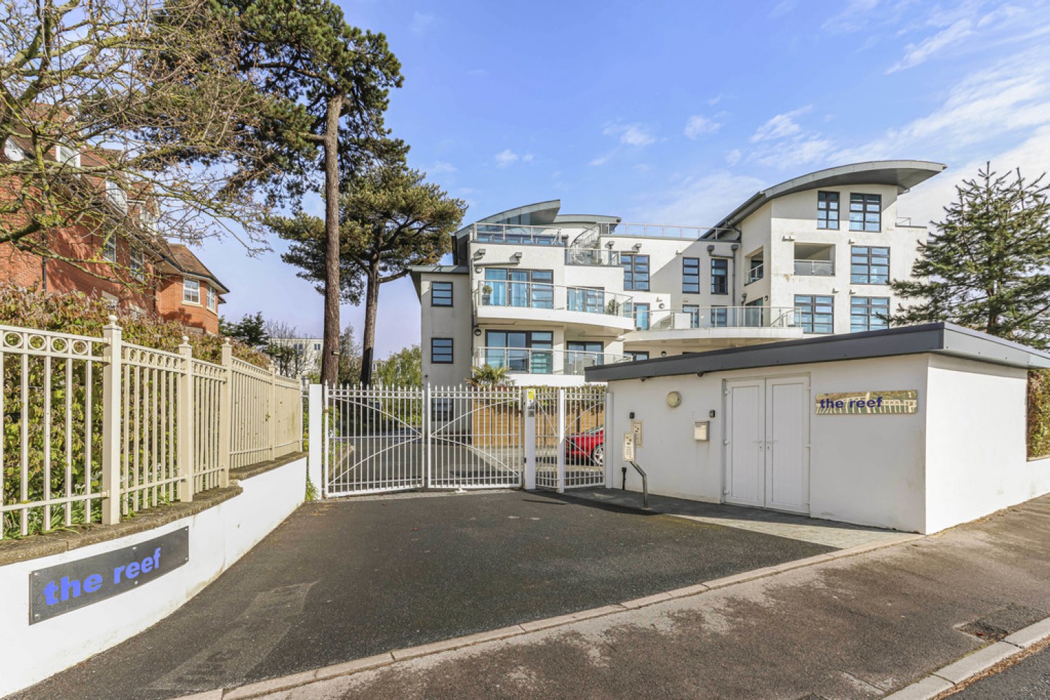 2 bedroom Flat for Sale Boscombe Spa Road, Bournemouth