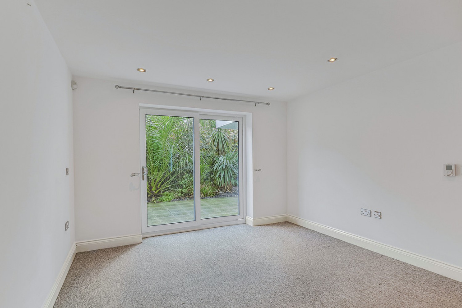 2 bedroom Flat for Sale Boscombe Spa Road, Bournemouth