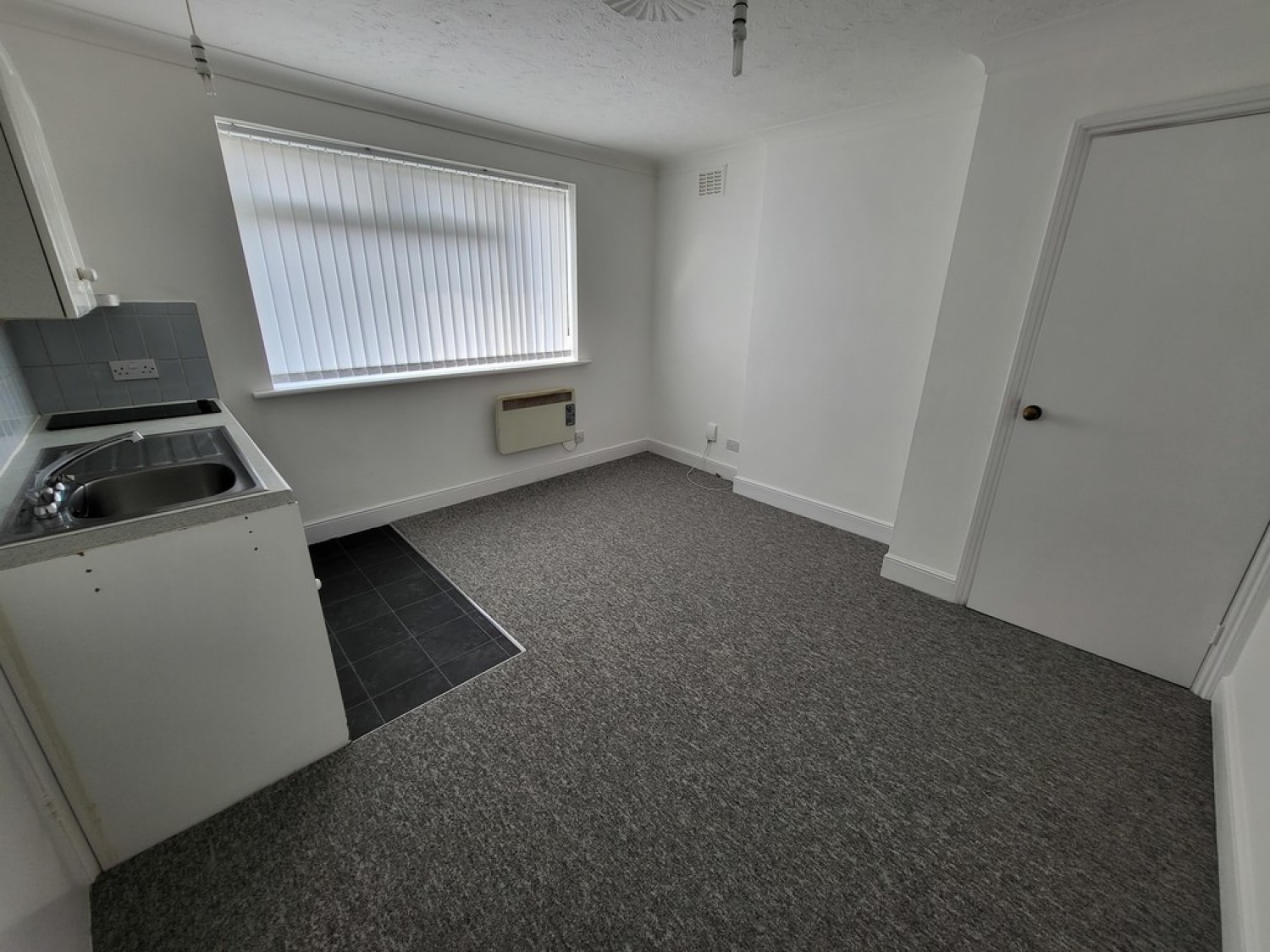 1 bedroom Flat for Letting Gladstone Road, Poole