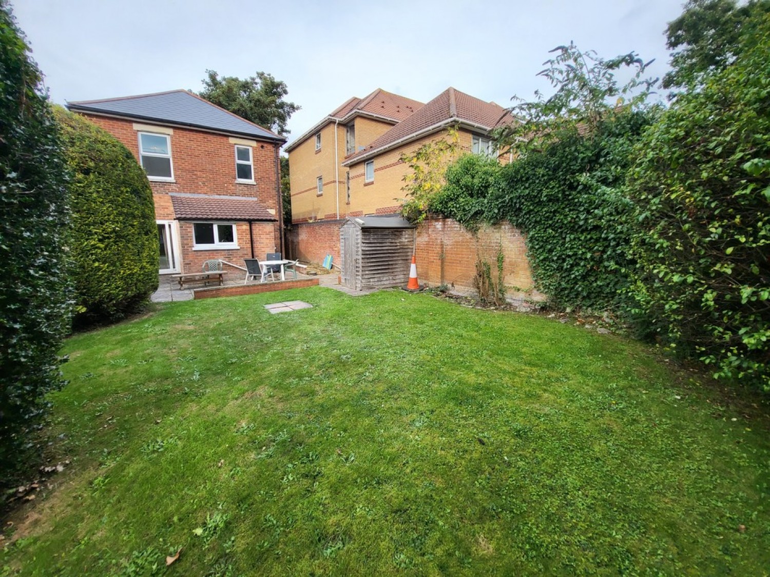 Moorfield Grove, Bournemouth