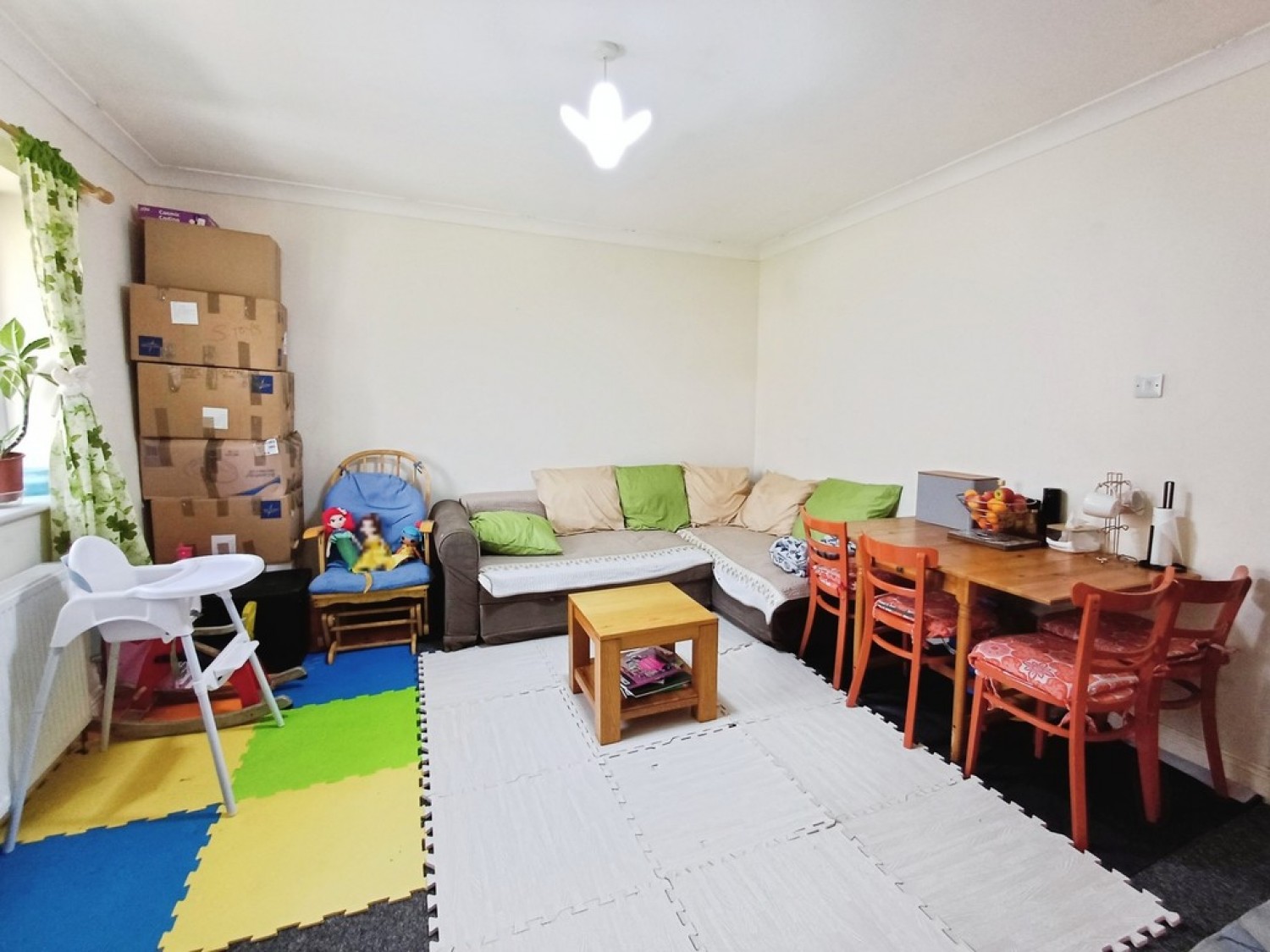 2 bedroom Flat for Letting Drummond Road