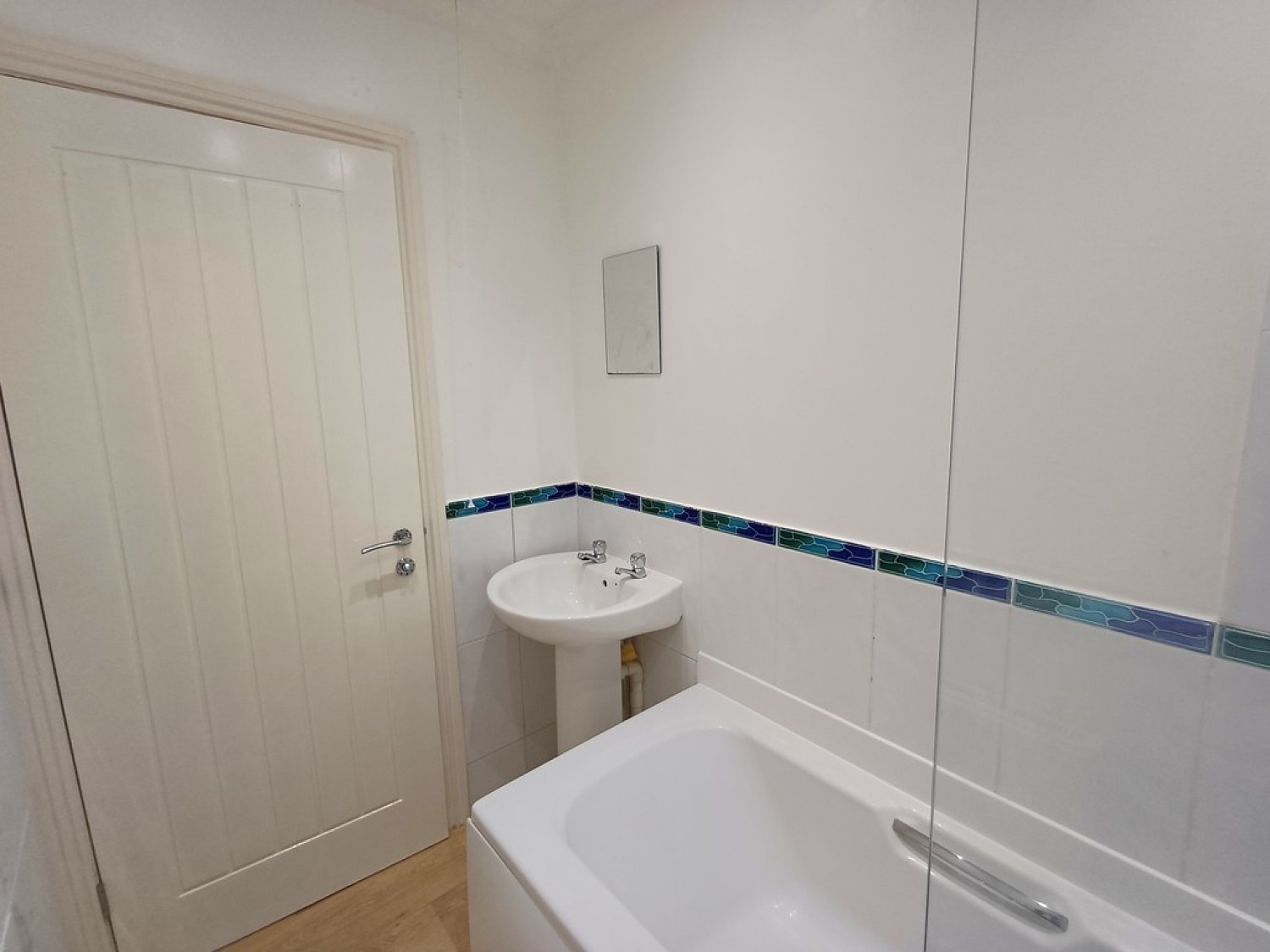 2 bedroom Flat for Letting Drummond Road, Bournemouth