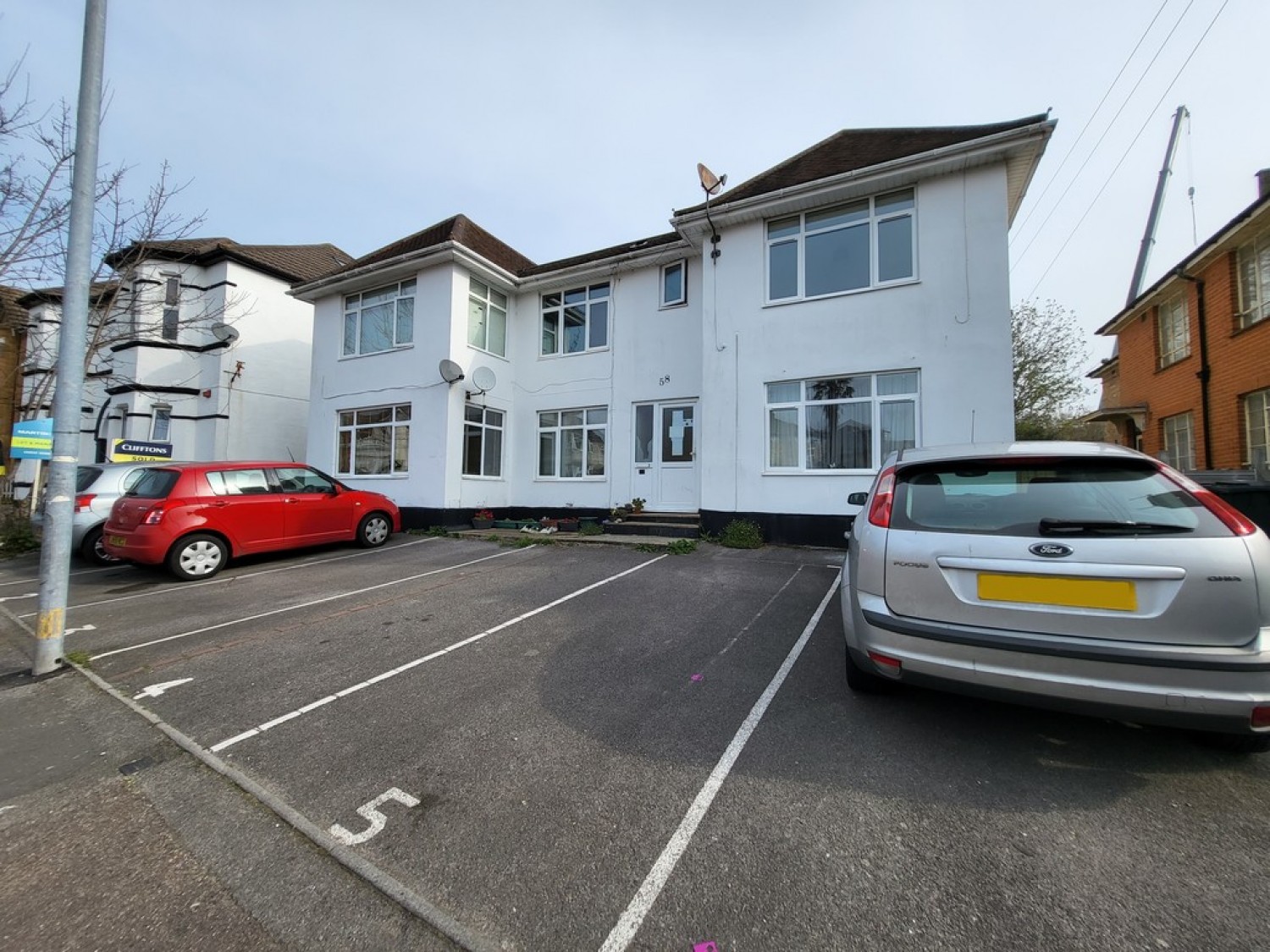 2 bedroom Flat for Letting Drummond Road