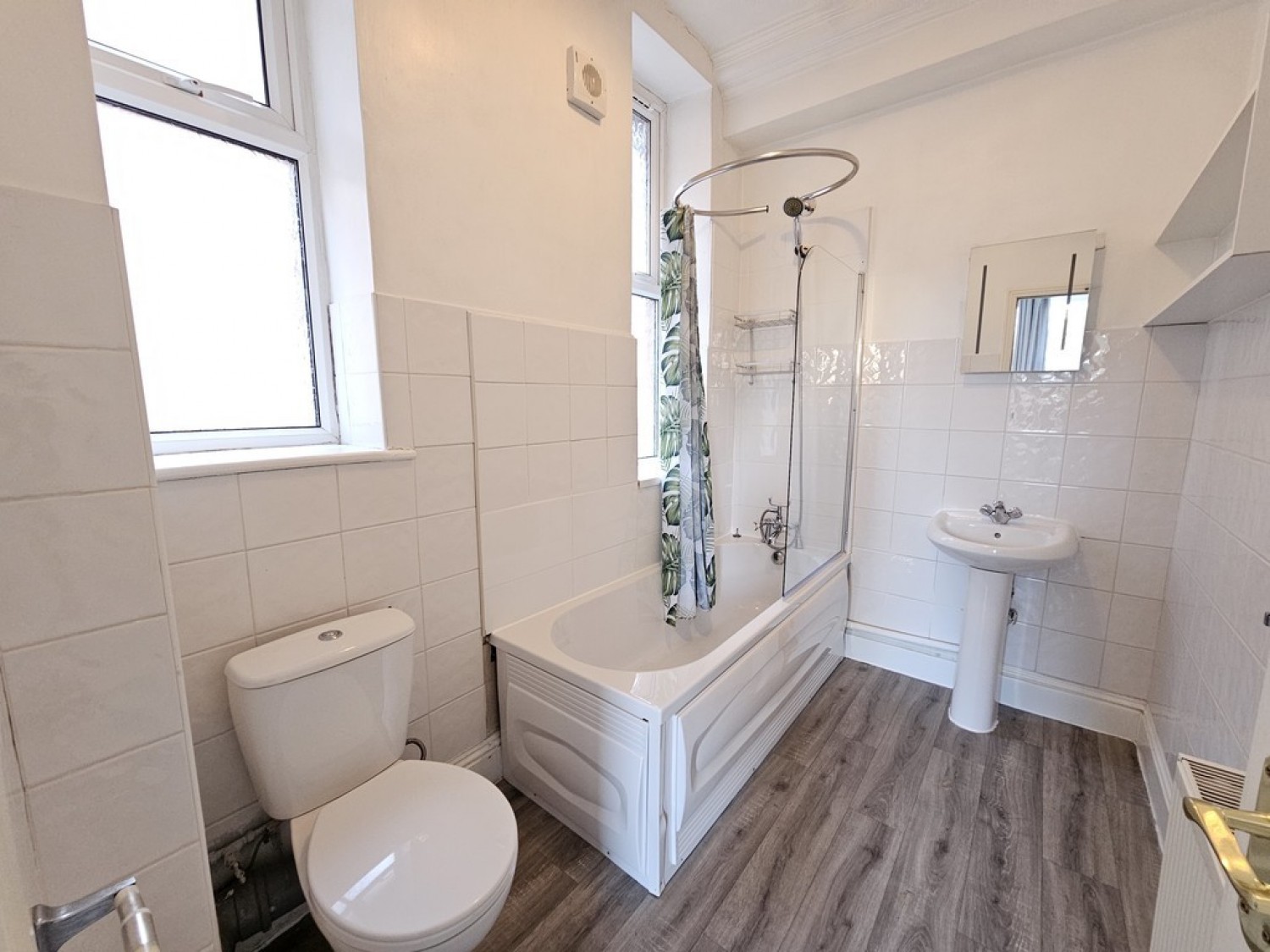 1 bedroom Flat in Norwich Avenue West