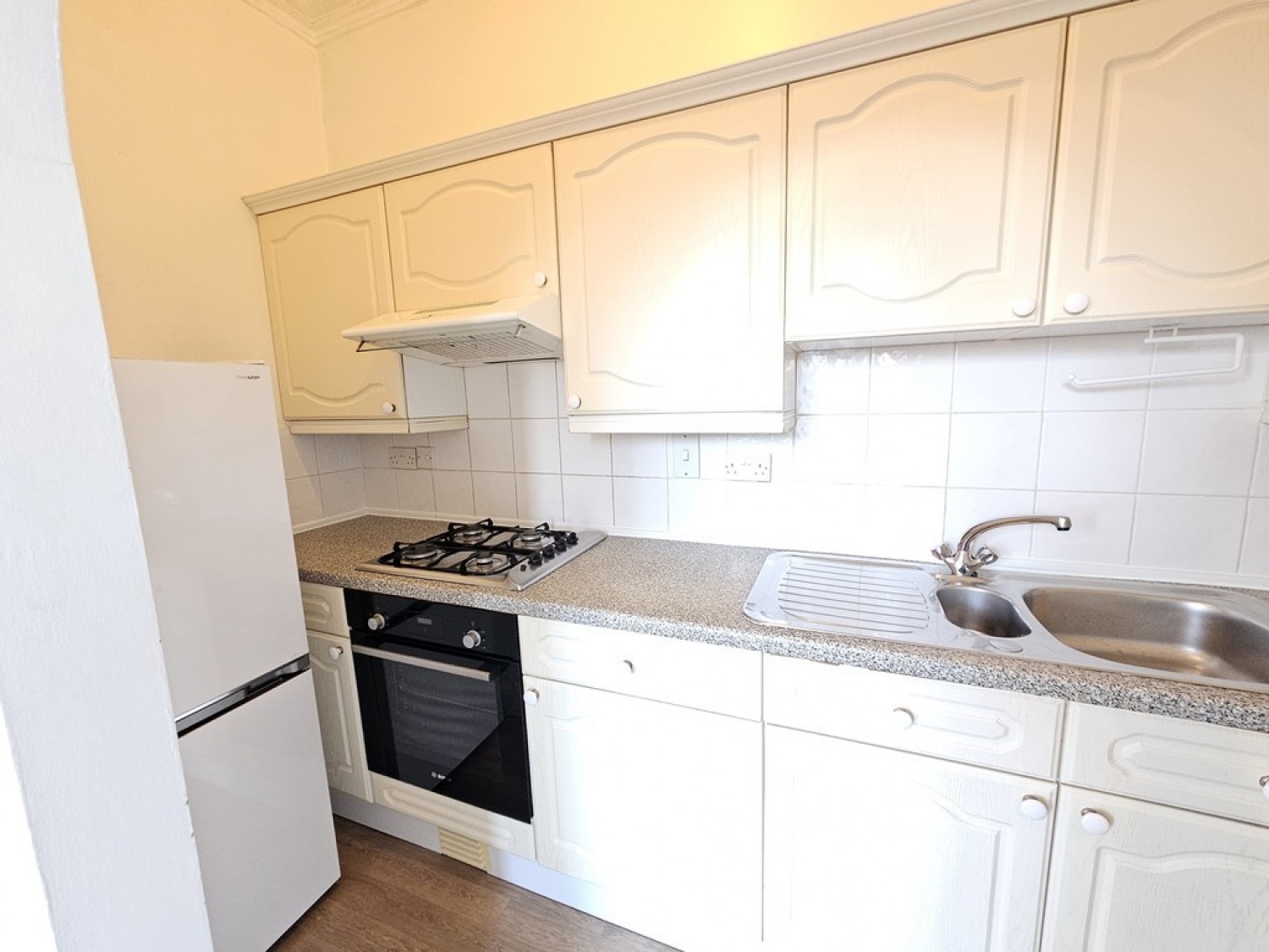 1 bedroom Flat in Norwich Avenue West