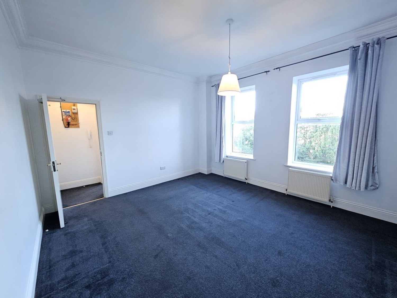 1 bedroom Flat in Norwich Avenue West