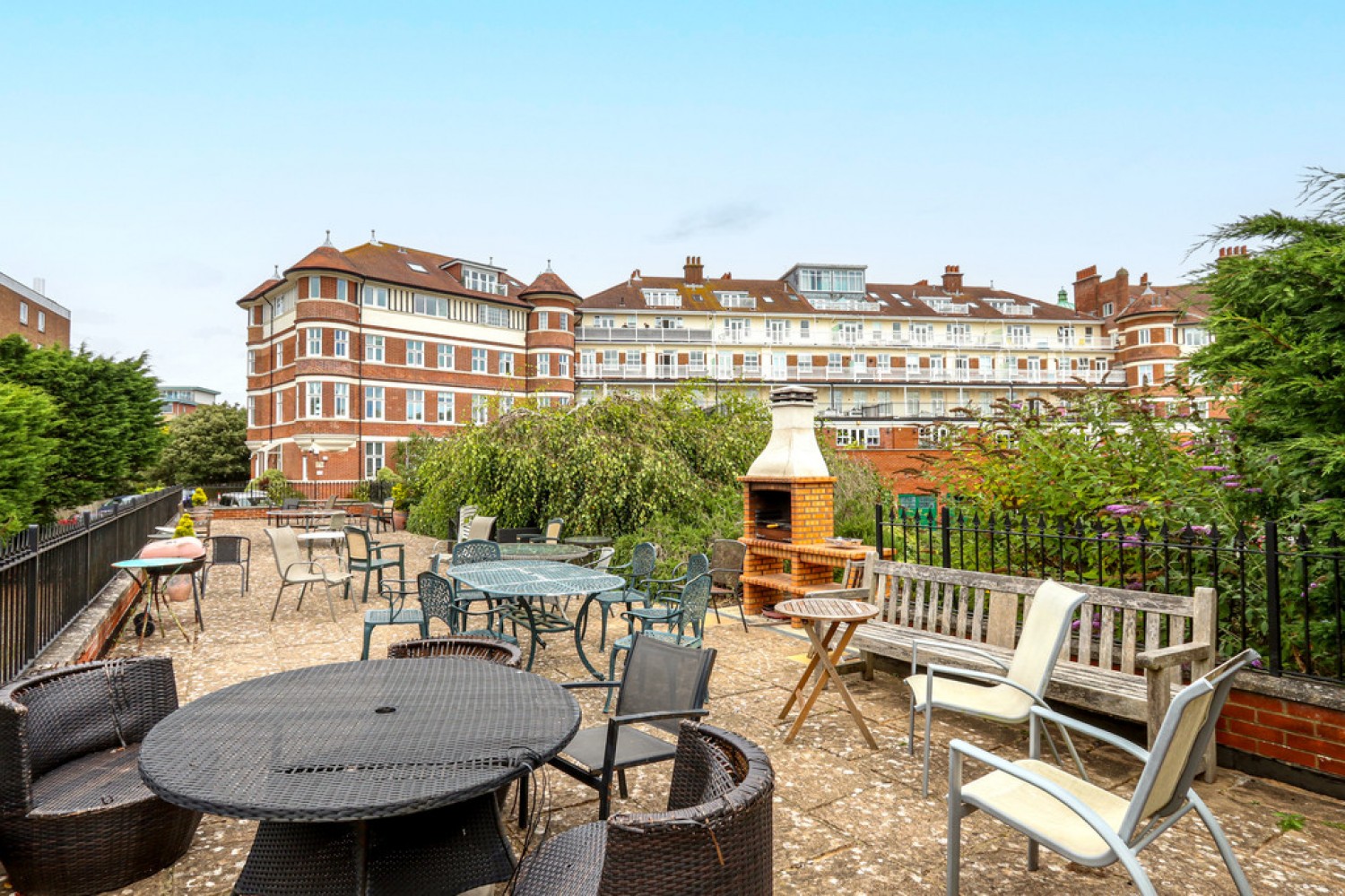 2 bedroom Flat for Sale Owls Road, Boscombe Spa