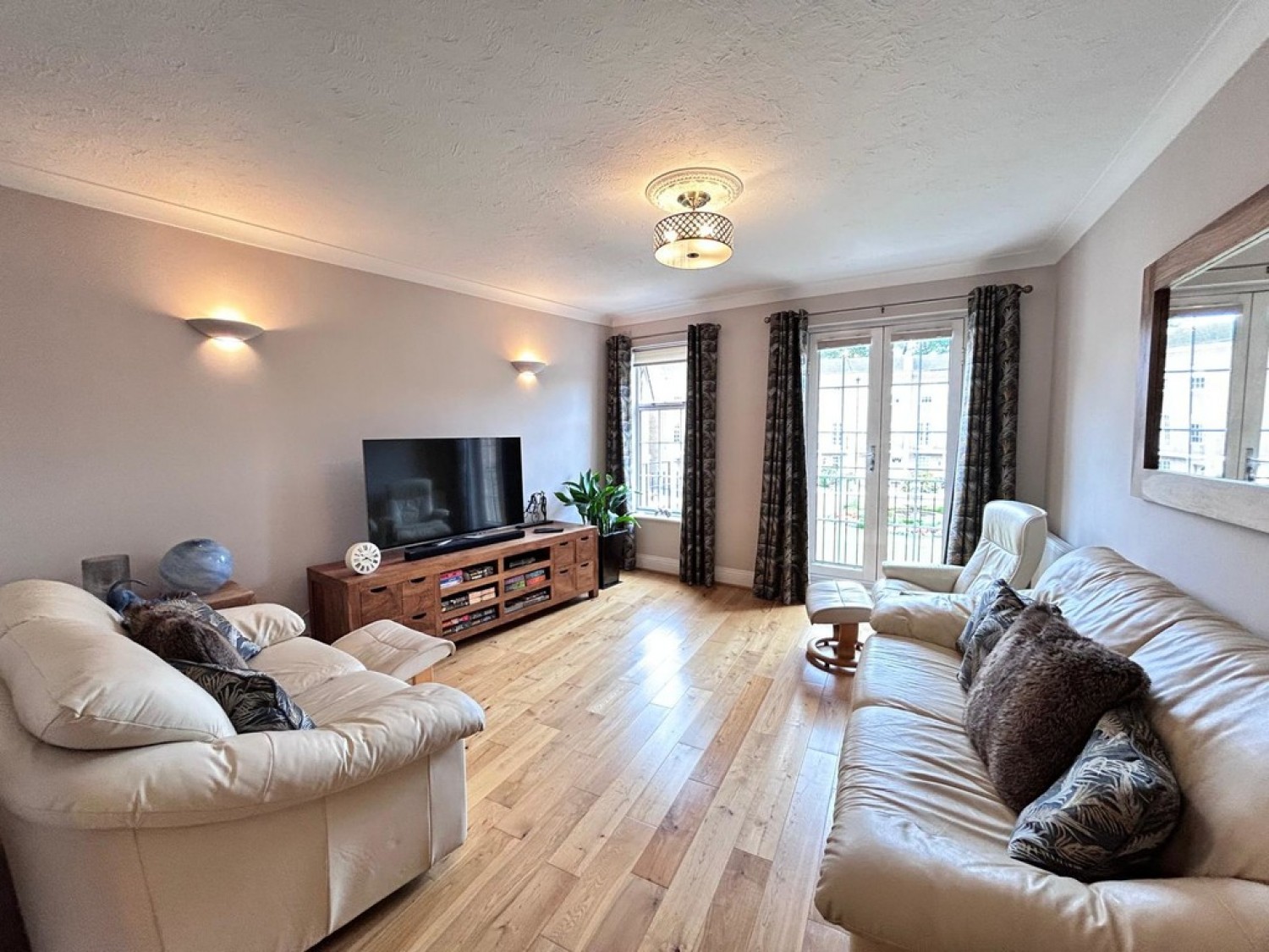 Holly Lodge, Poole