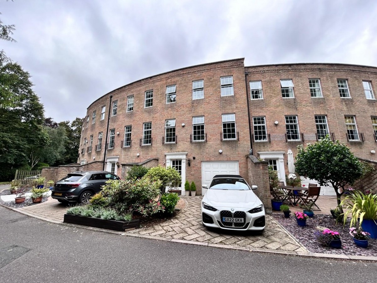 Holly Lodge, Poole