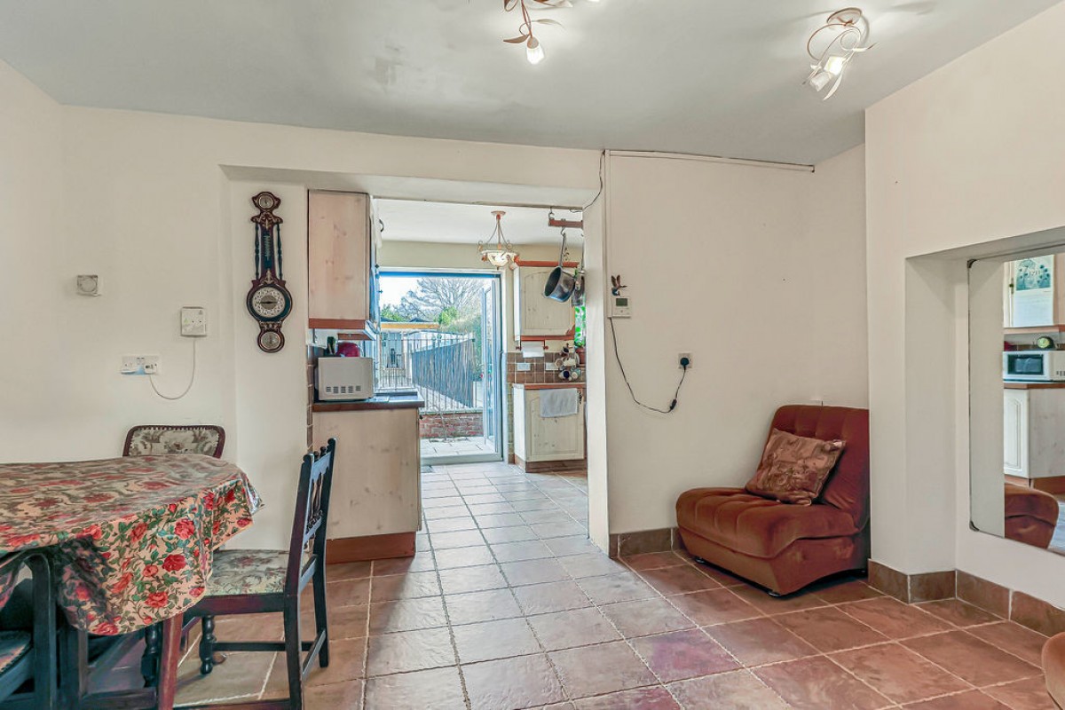 Priestly Road, Wallisdown