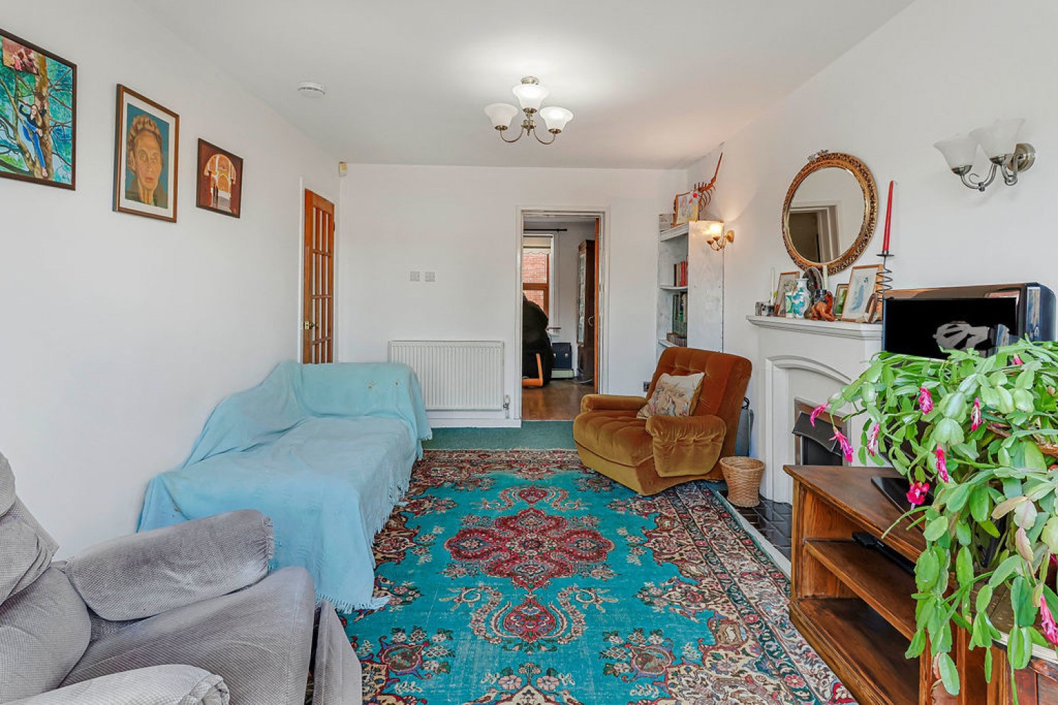 6 bedroom House in Priestly Road, Wallisdown