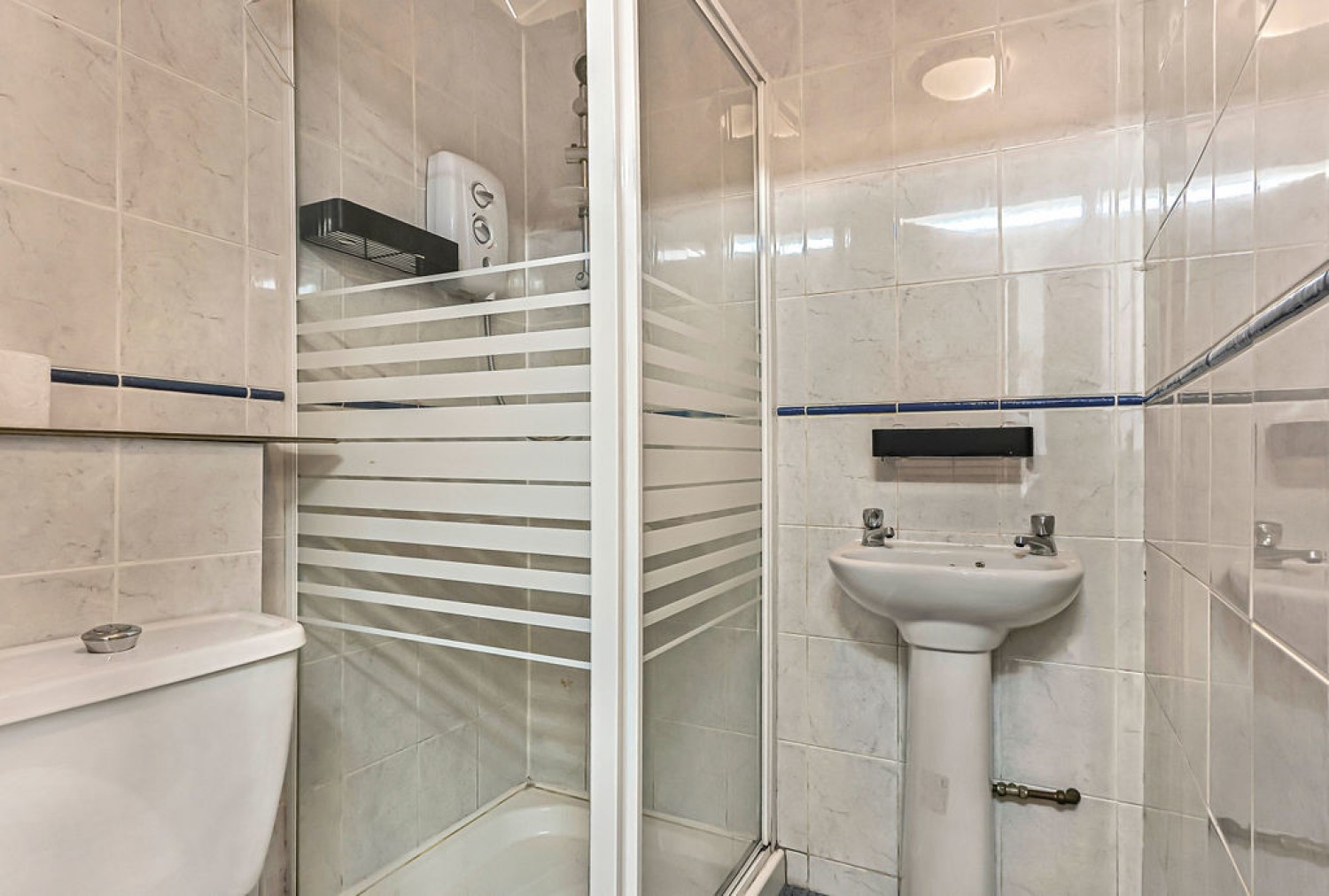 6 bedroom House in Priestly Road, Wallisdown