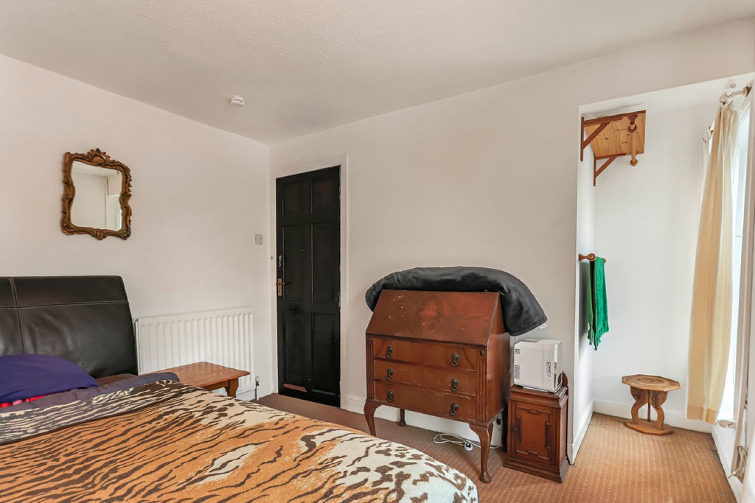 6 bedroom House in Priestly Road, Wallisdown