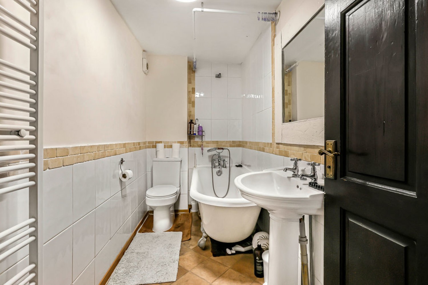 6 bedroom House in Priestly Road, Wallisdown