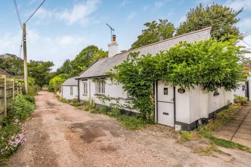 Salisbury Road, Burton
