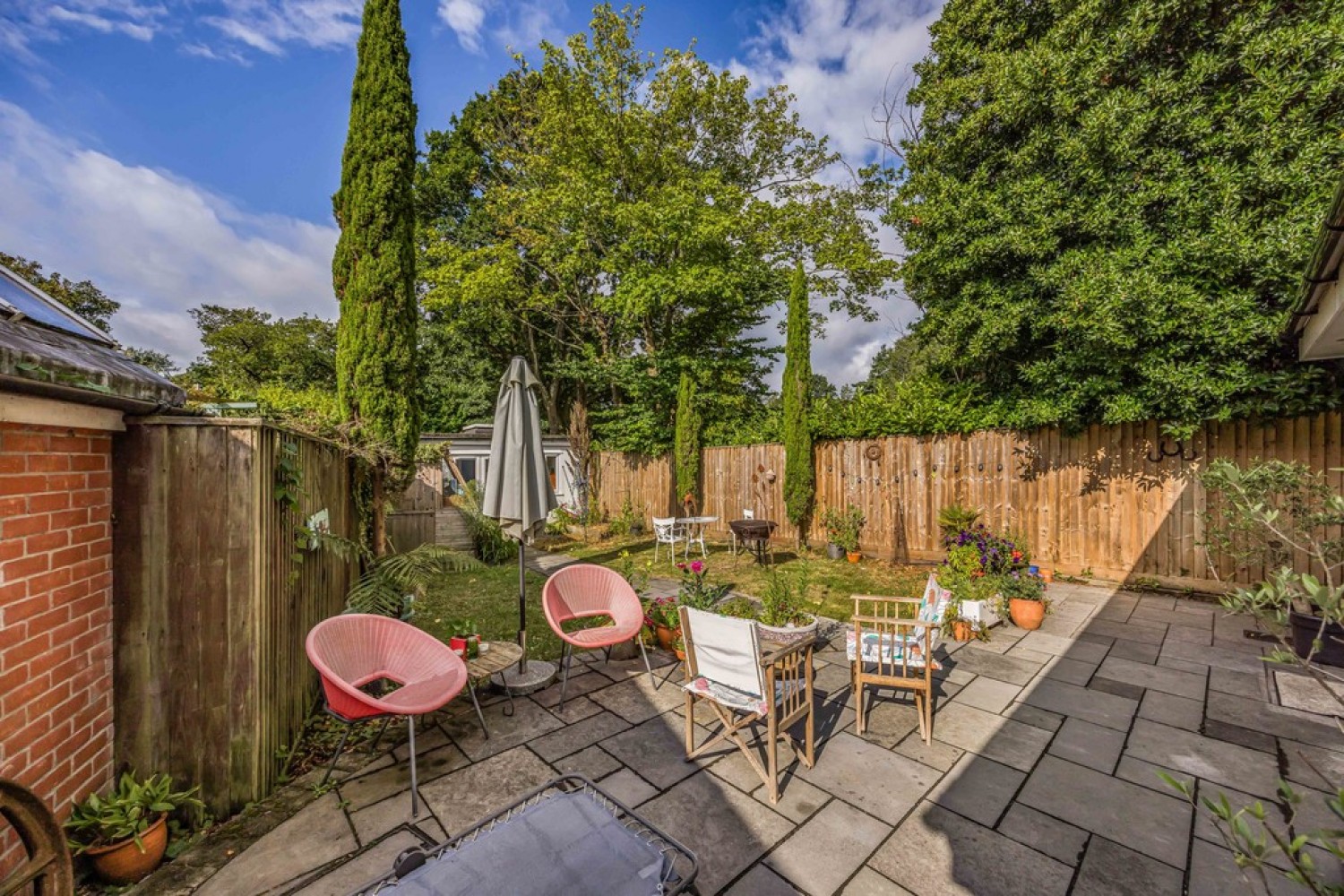 Salisbury Road, Burton