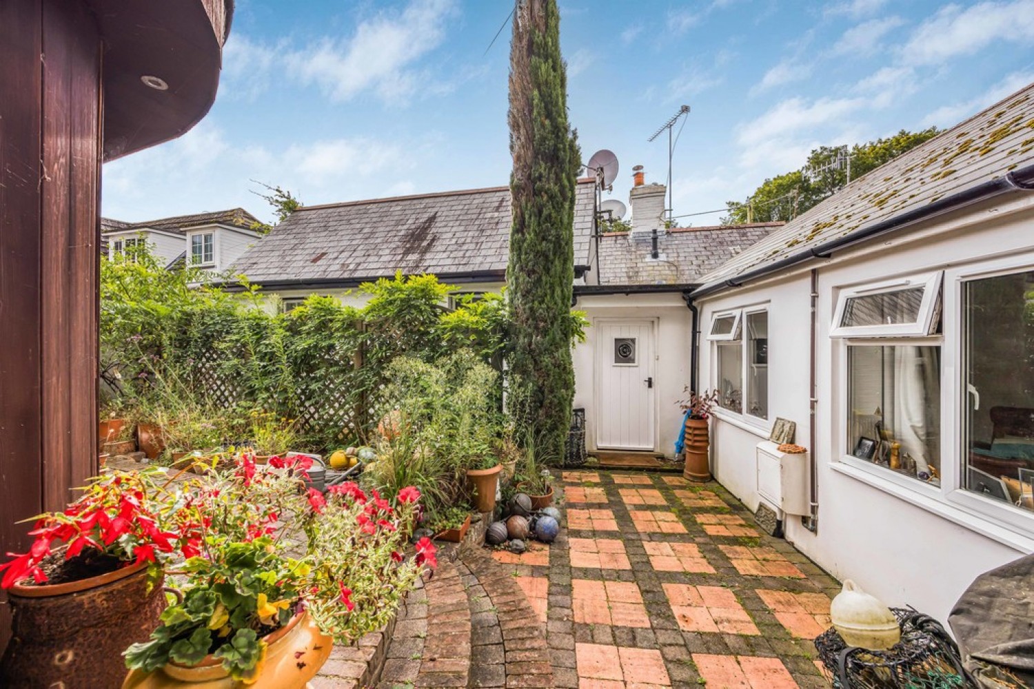 Salisbury Road, Burton