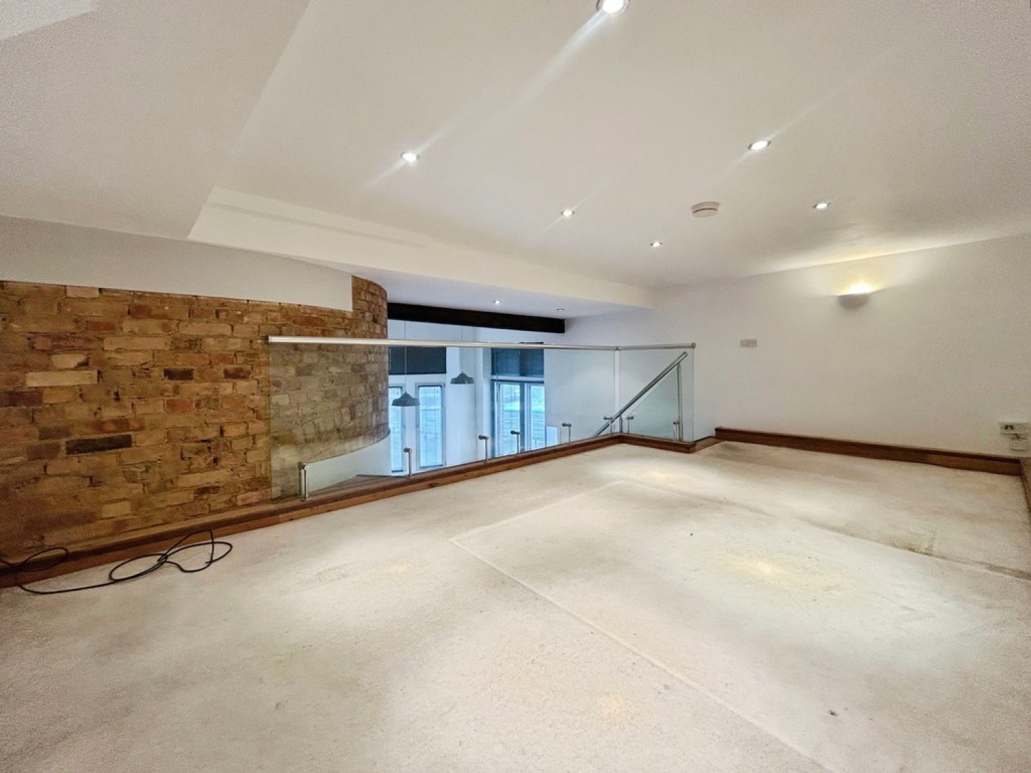 2 bedroom Flat for Letting Christchurch Road, Bournemouth